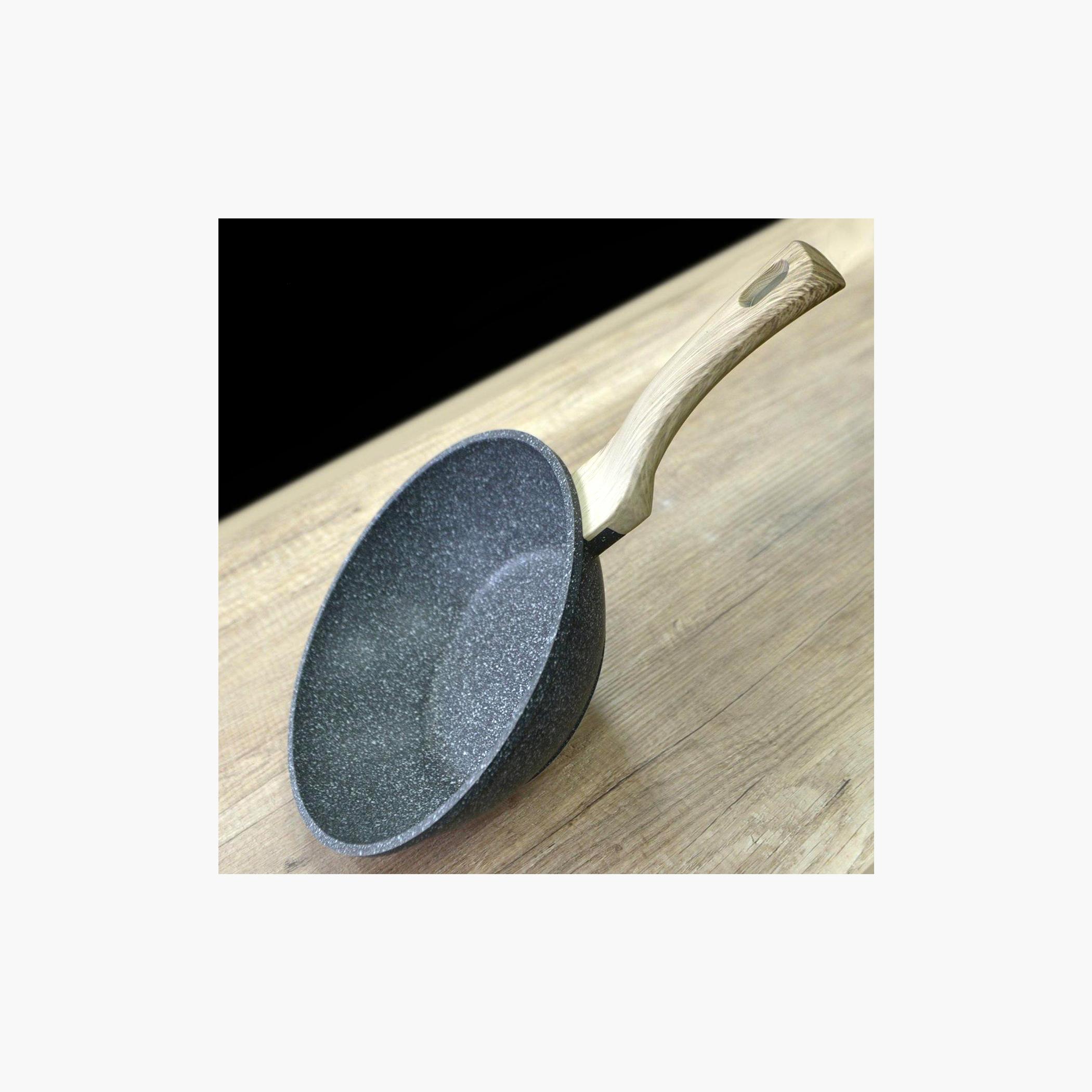 مقلاة ألومنيوم غير لاصقة بقاعدة حث أليندي من فيسمان - 26 سم-household-kitchen-cookware-potsandpans-image-1