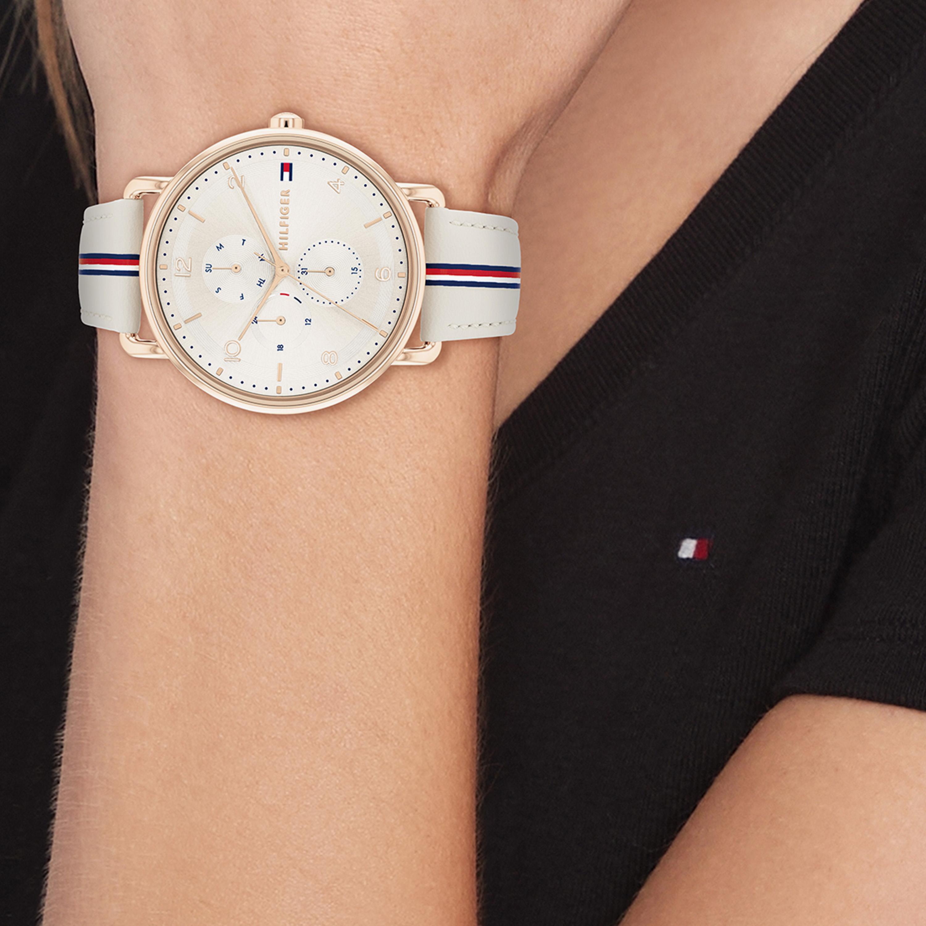تومي هيلفيغر- ساعة للنساء بقطر 40 ملم من الستانلس ستيل باللون البيج | 1782659-women-watchesandjewellery-watches-image-4
