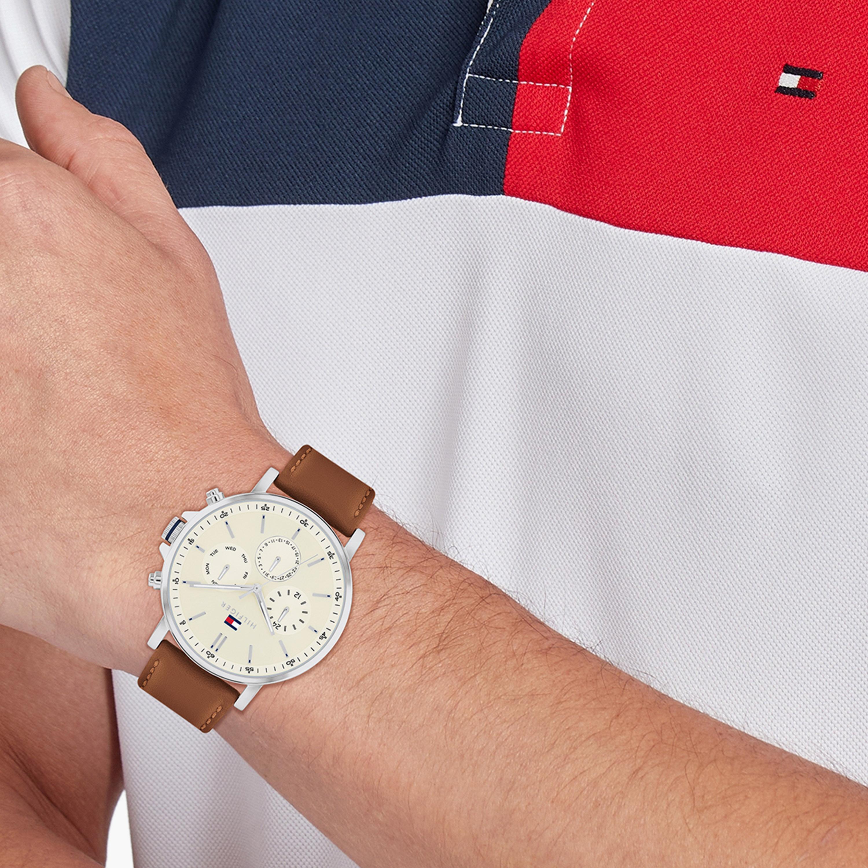 تومي هيلفيغر- ساعة كرونوغراف بنية للرجال 44 مم من الستانلس ستيل | 1792143-men-watchesandjewellery-watches-image-4