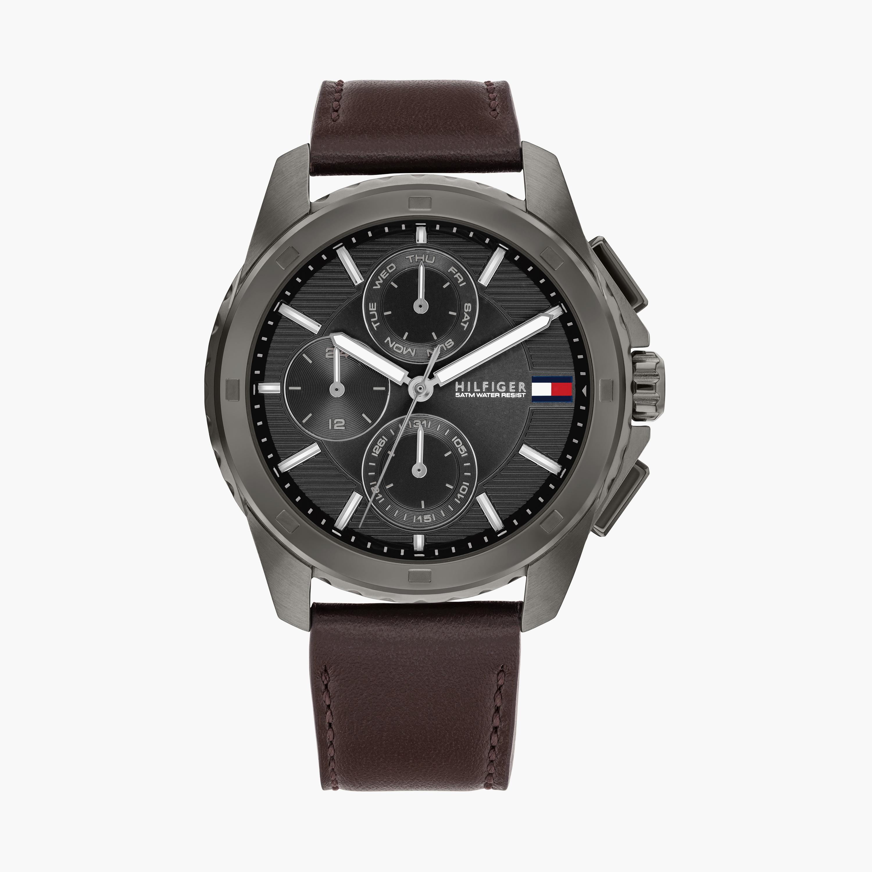 تومي هيلفيغر- ساعة للرجال 44 ملم كرونوغراف بنية من الستانلس ستيل | 1710623-men-watchesandjewellery-watches-image-1