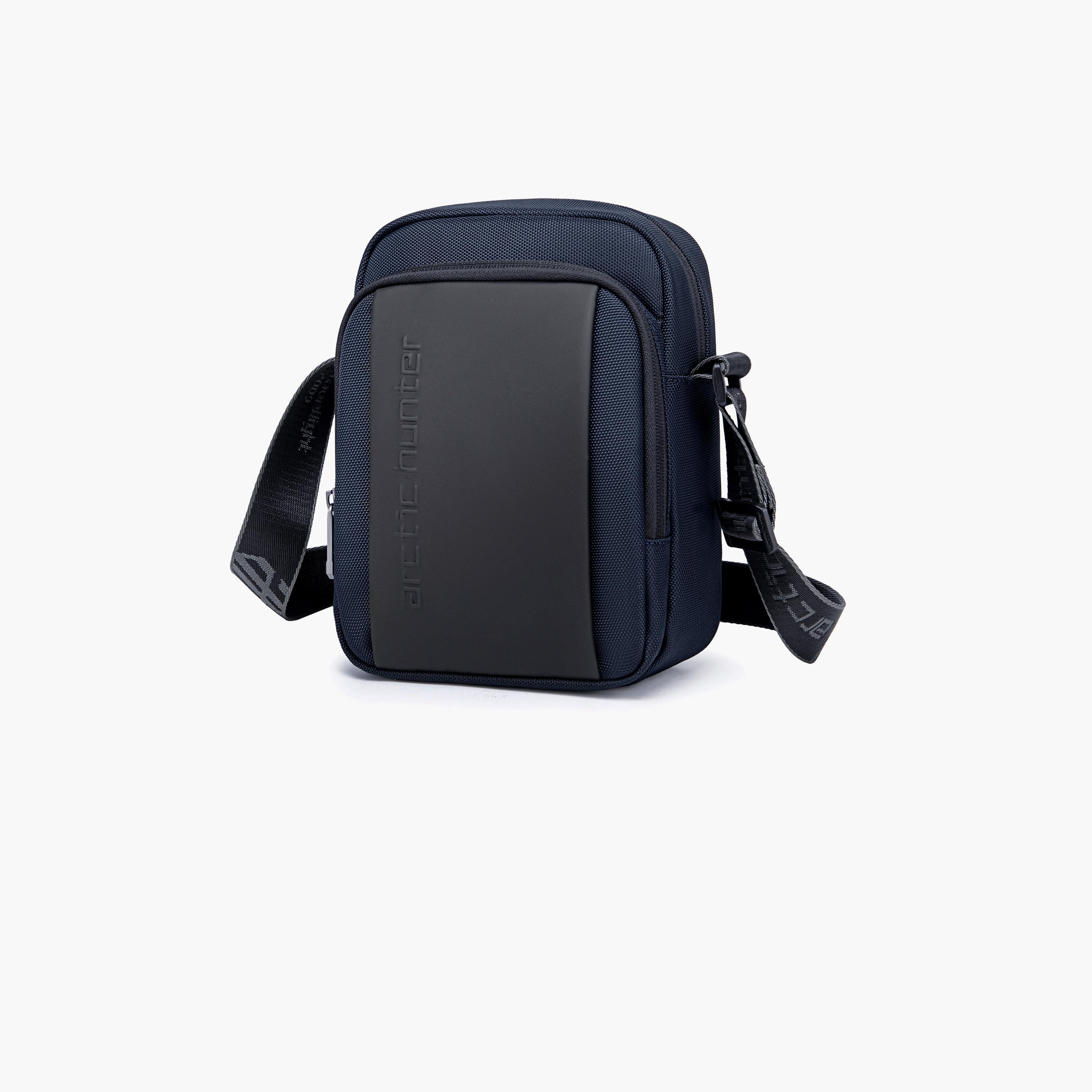 اركتيك هنتر- شنطة كتف مقاومة للماء مع إغلاق بسحاب-travel-accessories-image-1