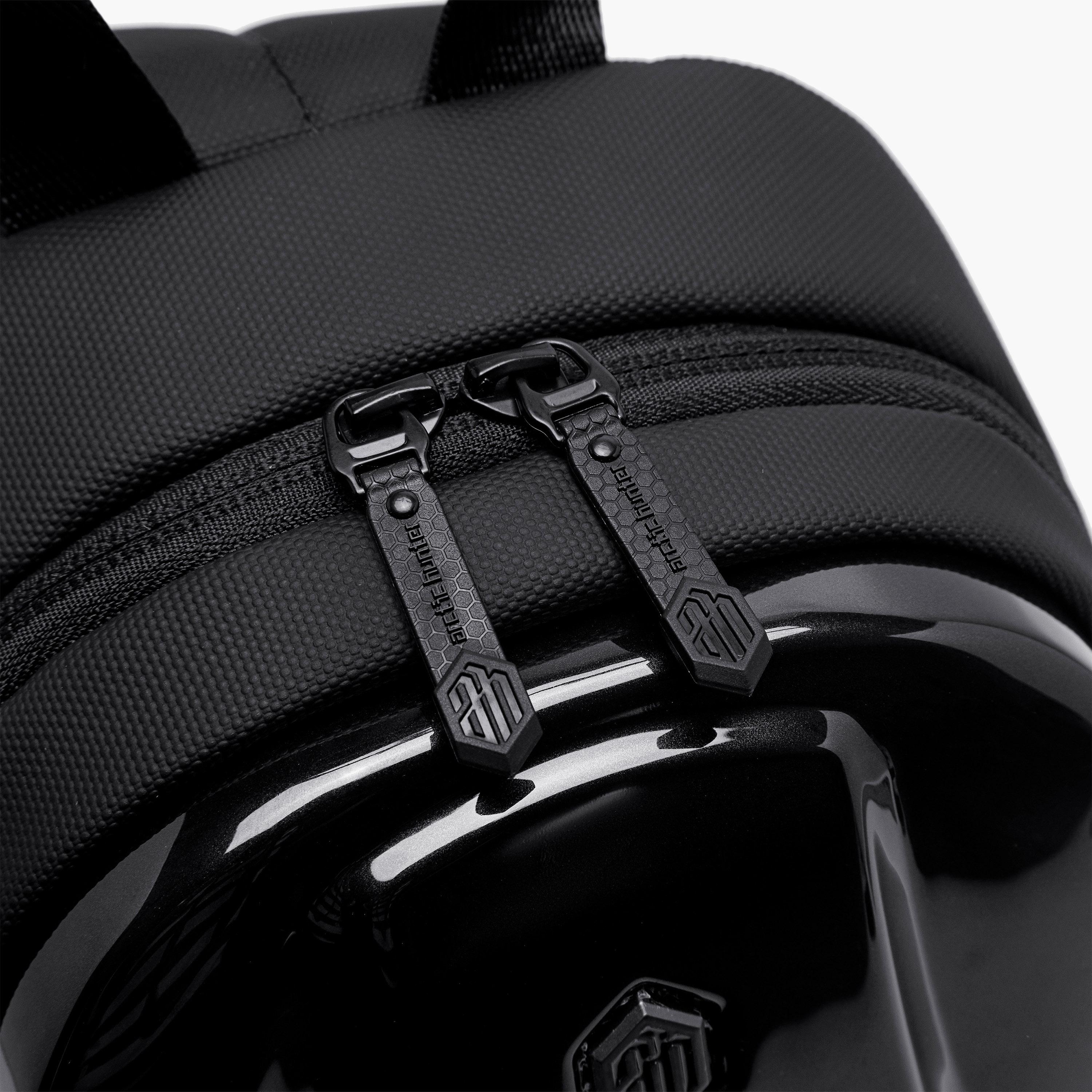 Arctic Hunter Water-Resistant and Anti-Theft Sling Bag with Zip Closure-travel-accessories-image-5