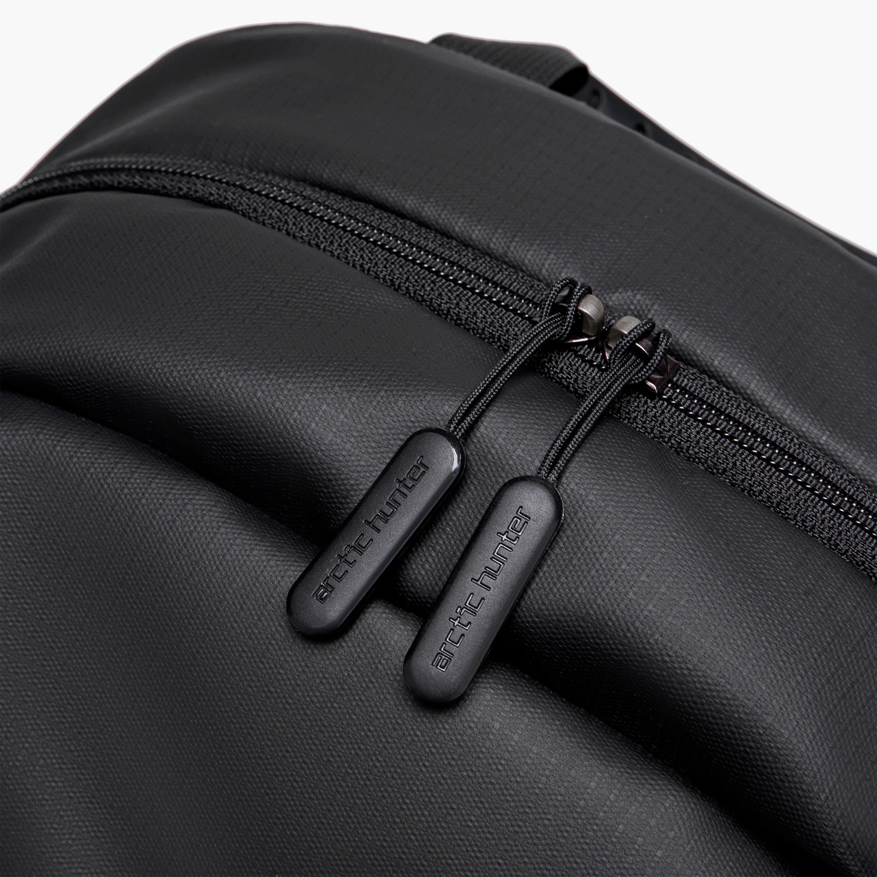 Arctic Hunter 17.7 Inches Laptop Bag Polyester with Built-in USB Port | B00489-travel-luggagesandbags-backpacks-image-6