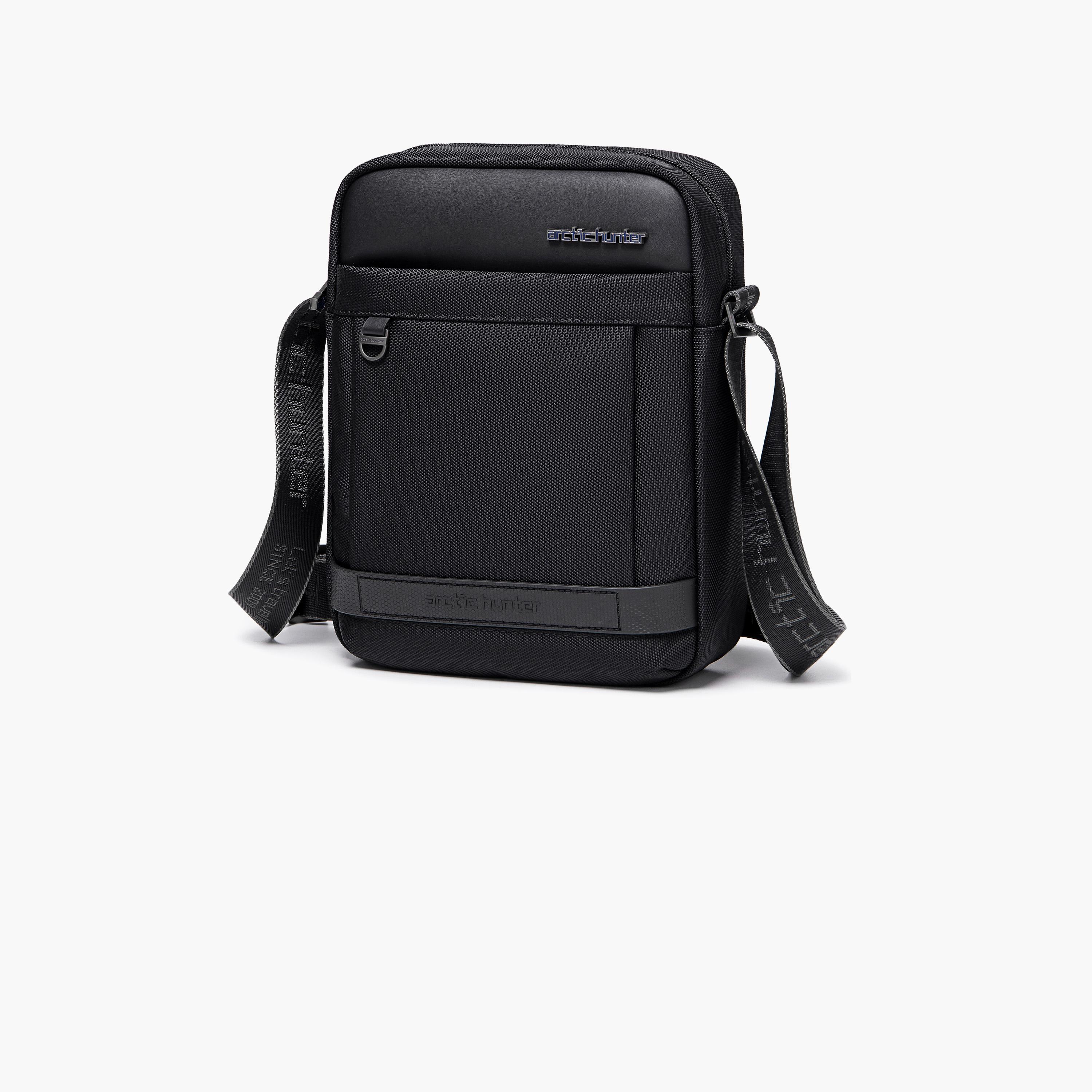 Arctic Hunter Water-Resistant and Anti-Theft Sling Bag with Zip Closure-men-bags-image-1