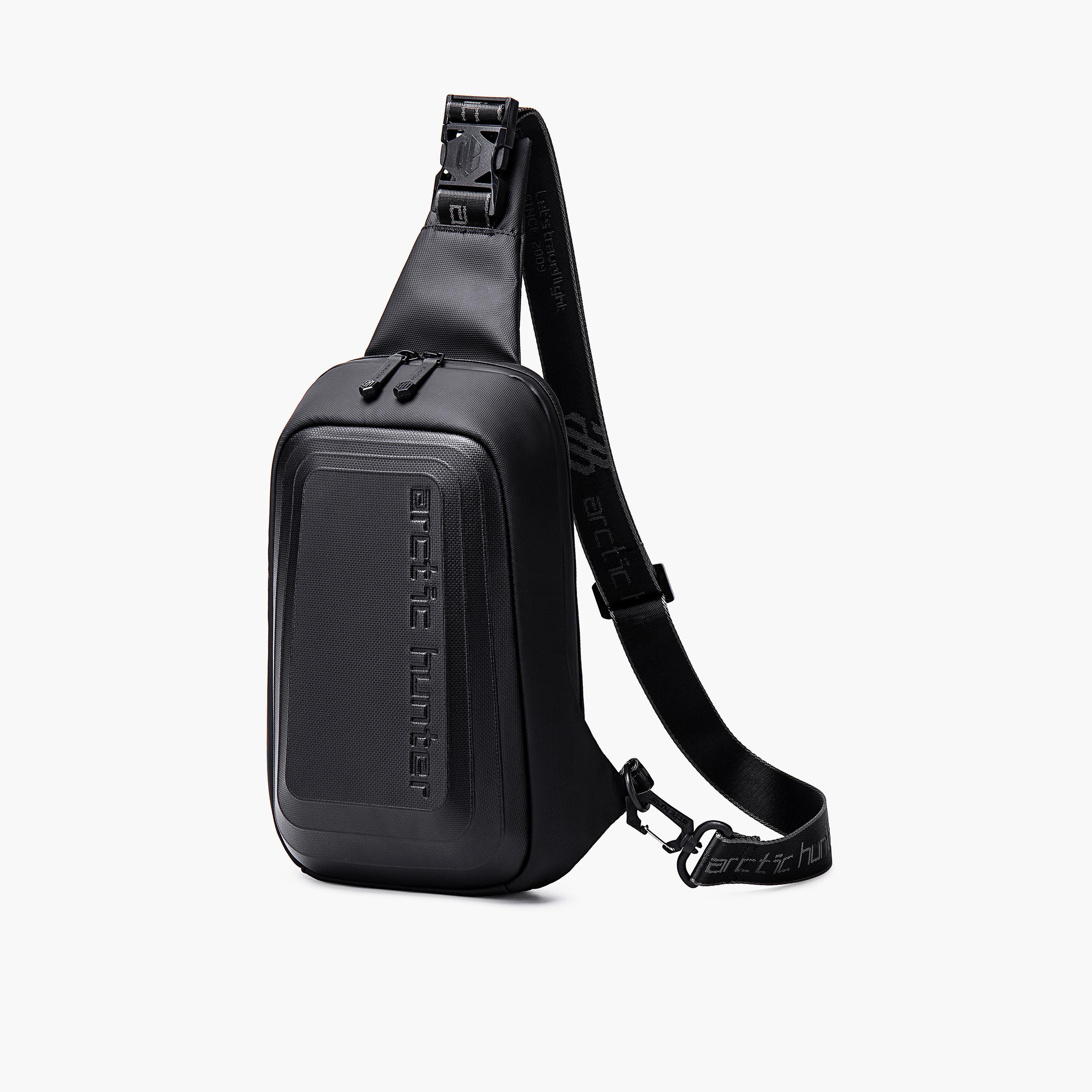 Arctic Hunter Water-Resistant and Anti-Theft Shoulder Bag with Zipper Closure-men-bags-image-1