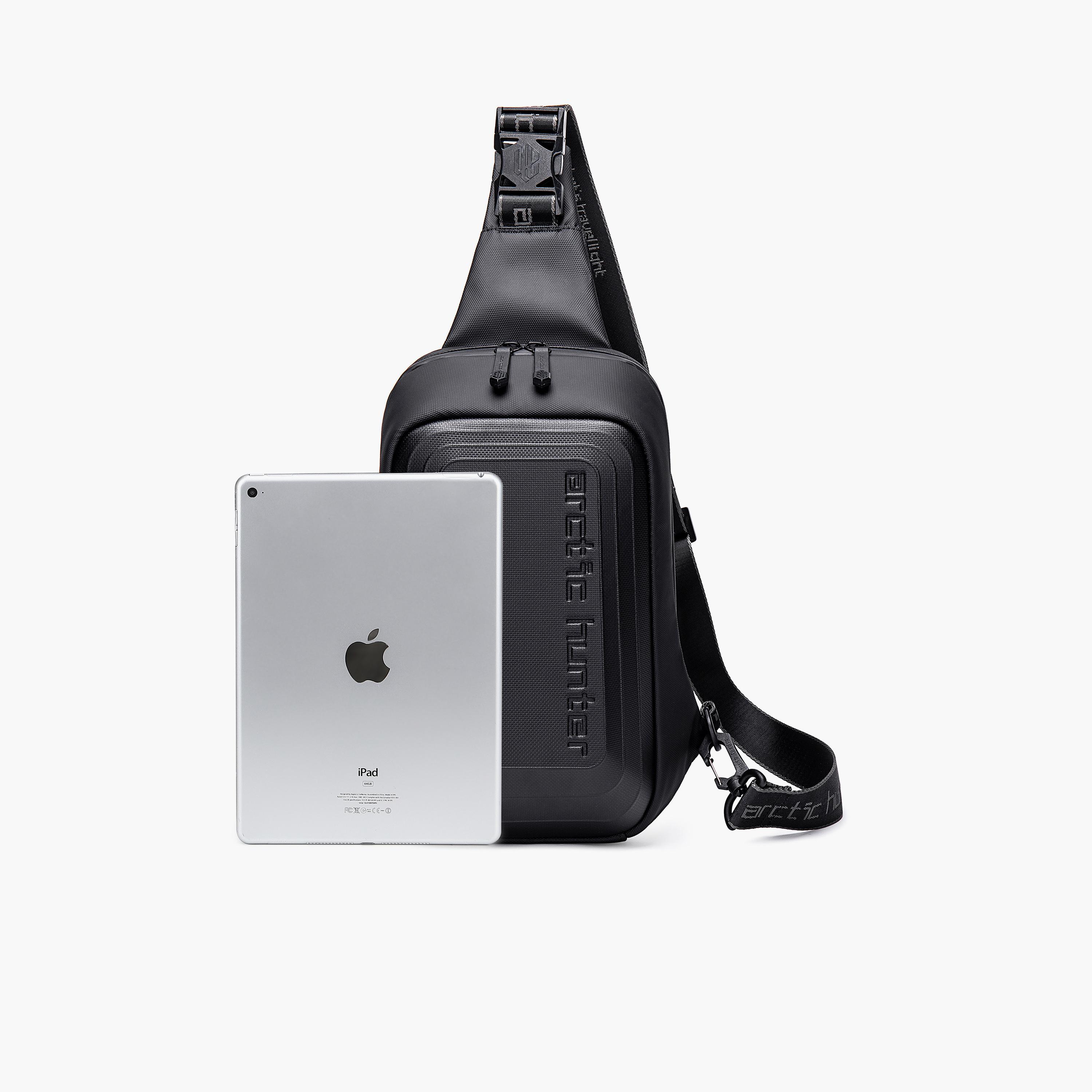 Arctic Hunter Water-Resistant and Anti-Theft Shoulder Bag with Zipper Closure-men-bags-image-3