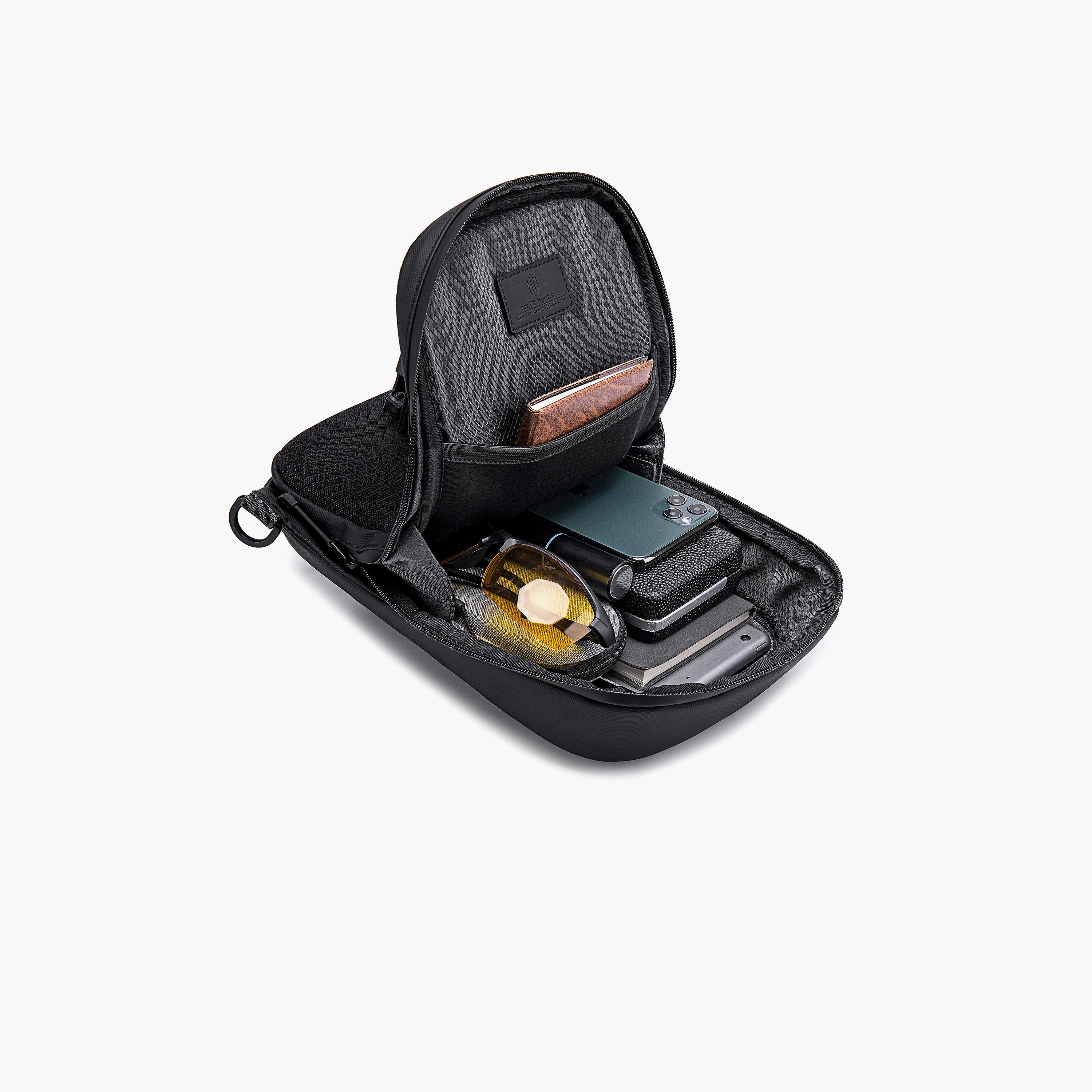 Arctic Hunter Water-Resistant and Anti-Theft Shoulder Bag with Zipper Closure-men-bags-image-4