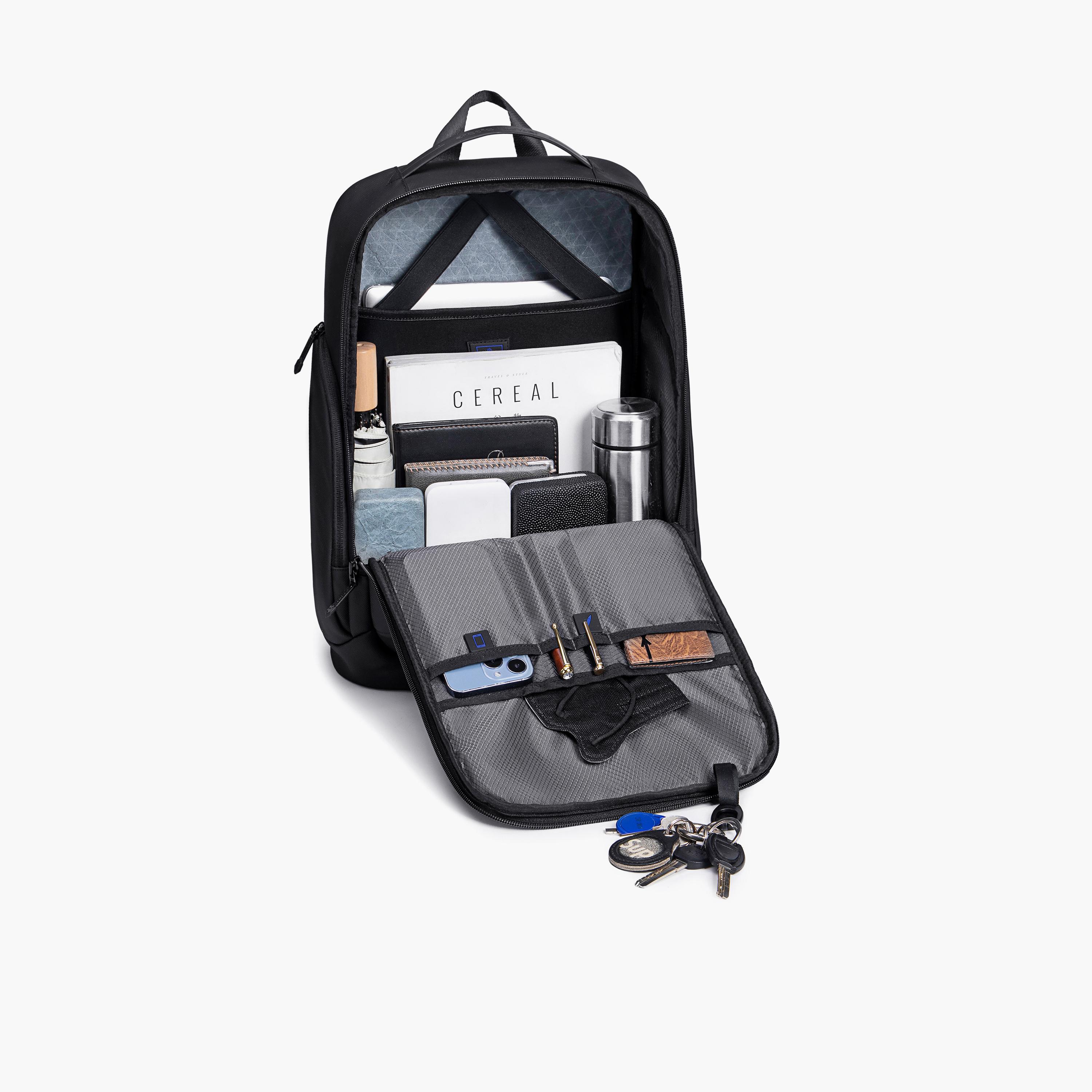 Arctic Hunter 18 Inches Laptop Bag Polyester Blend with Built-in USB/Headphone Port | B00554-travel-luggagesandbags-backpacks-image-4