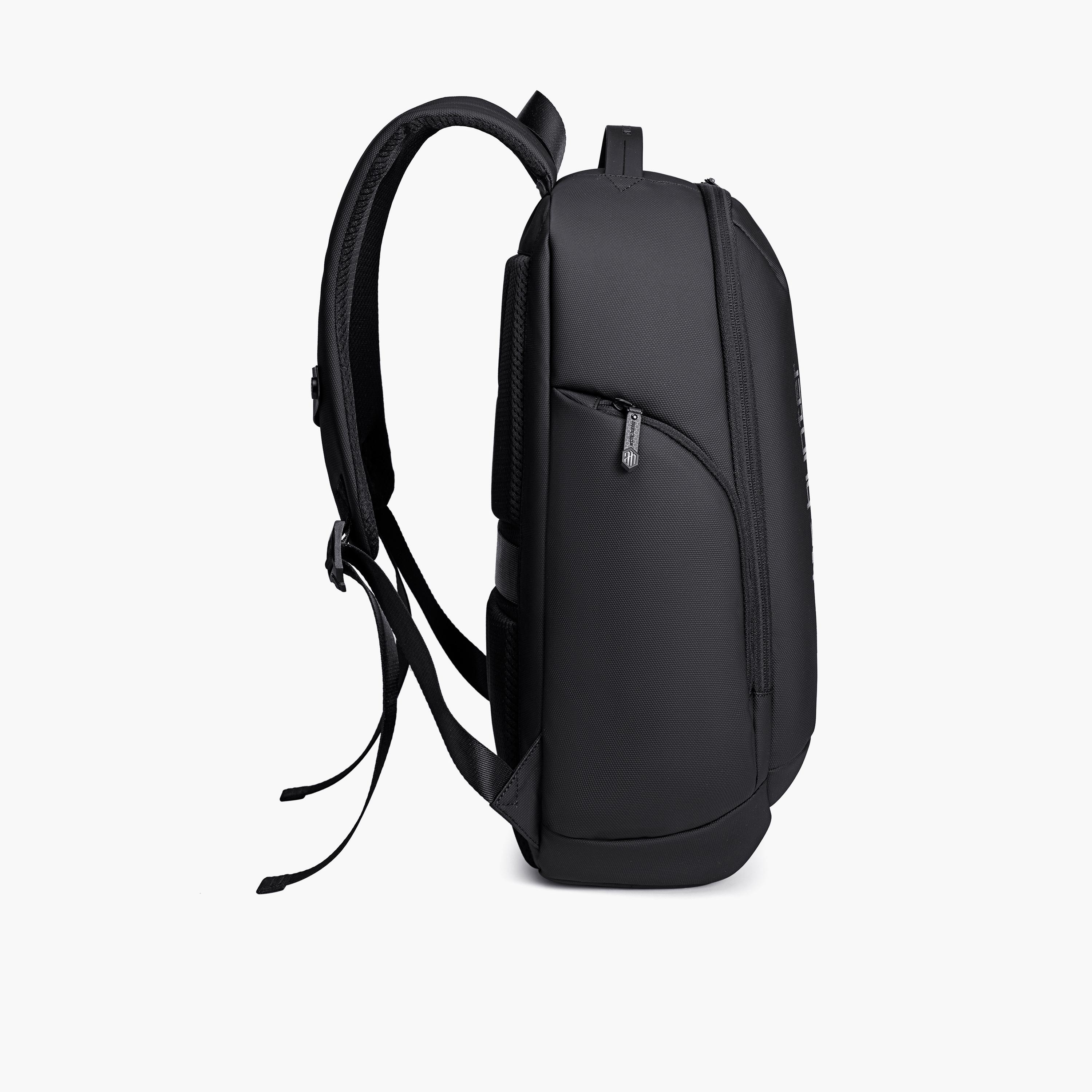 Arctic Hunter 18 Inches Laptop Bag Polyester Blend with Built-in USB/Headphone Port | B00554-travel-luggagesandbags-backpacks-image-7