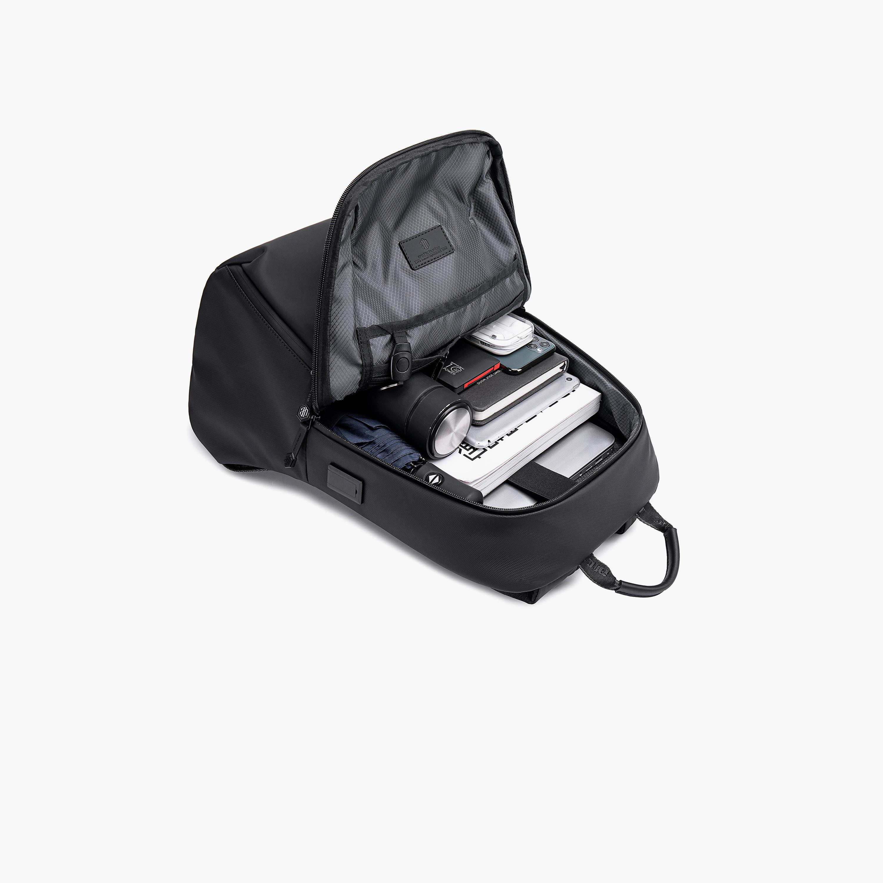 Arctic Hunter 19 Inches Laptop Bag Polyester Blend with Built-in USB Port | B00423-travel-luggagesandbags-backpacks-image-4