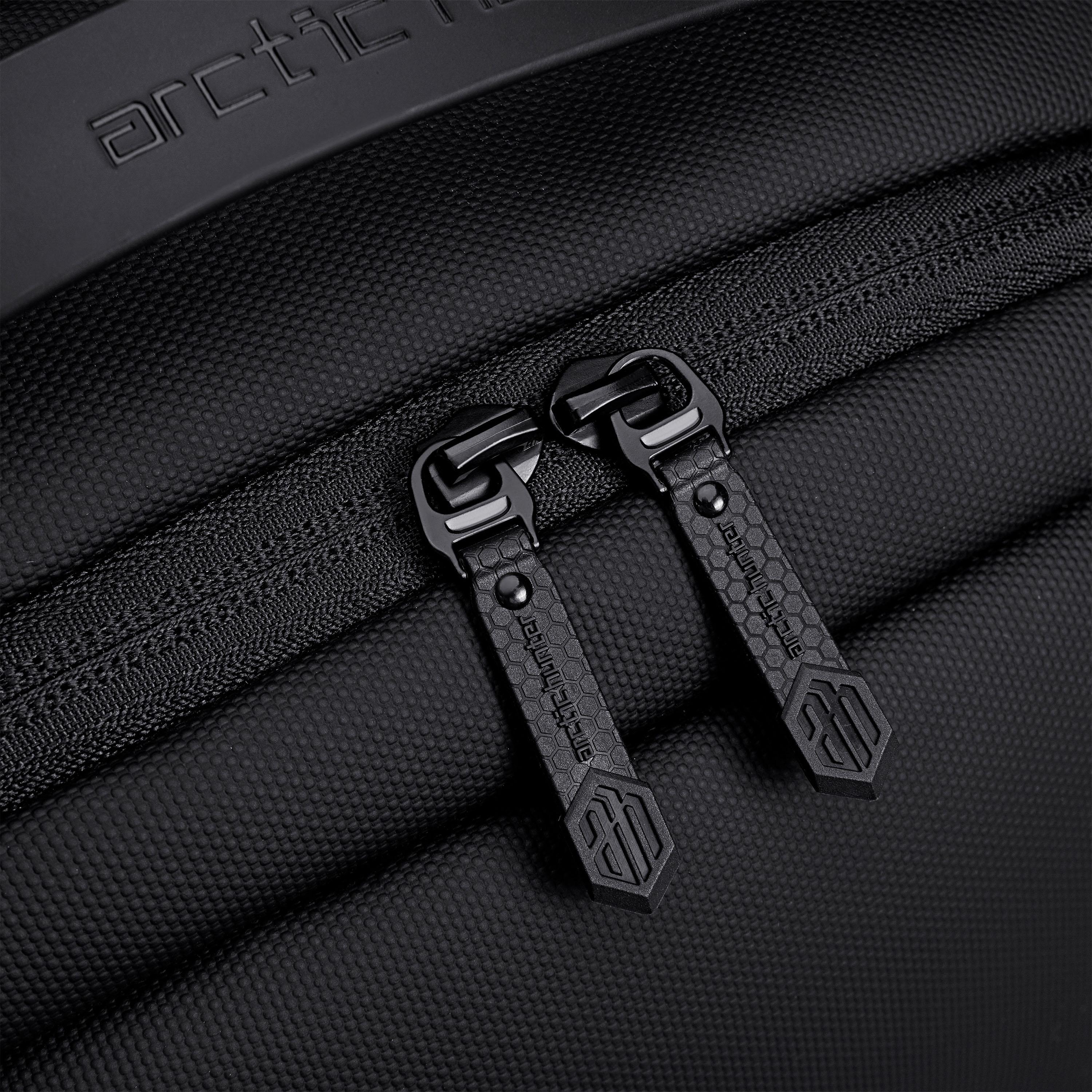 Arctic Hunter 25L | 18.8 Inches Laptop Bag Polyester Blend with Built-in USB/Headphone Port | B00555-travel-luggagesandbags-backpacks-image-7
