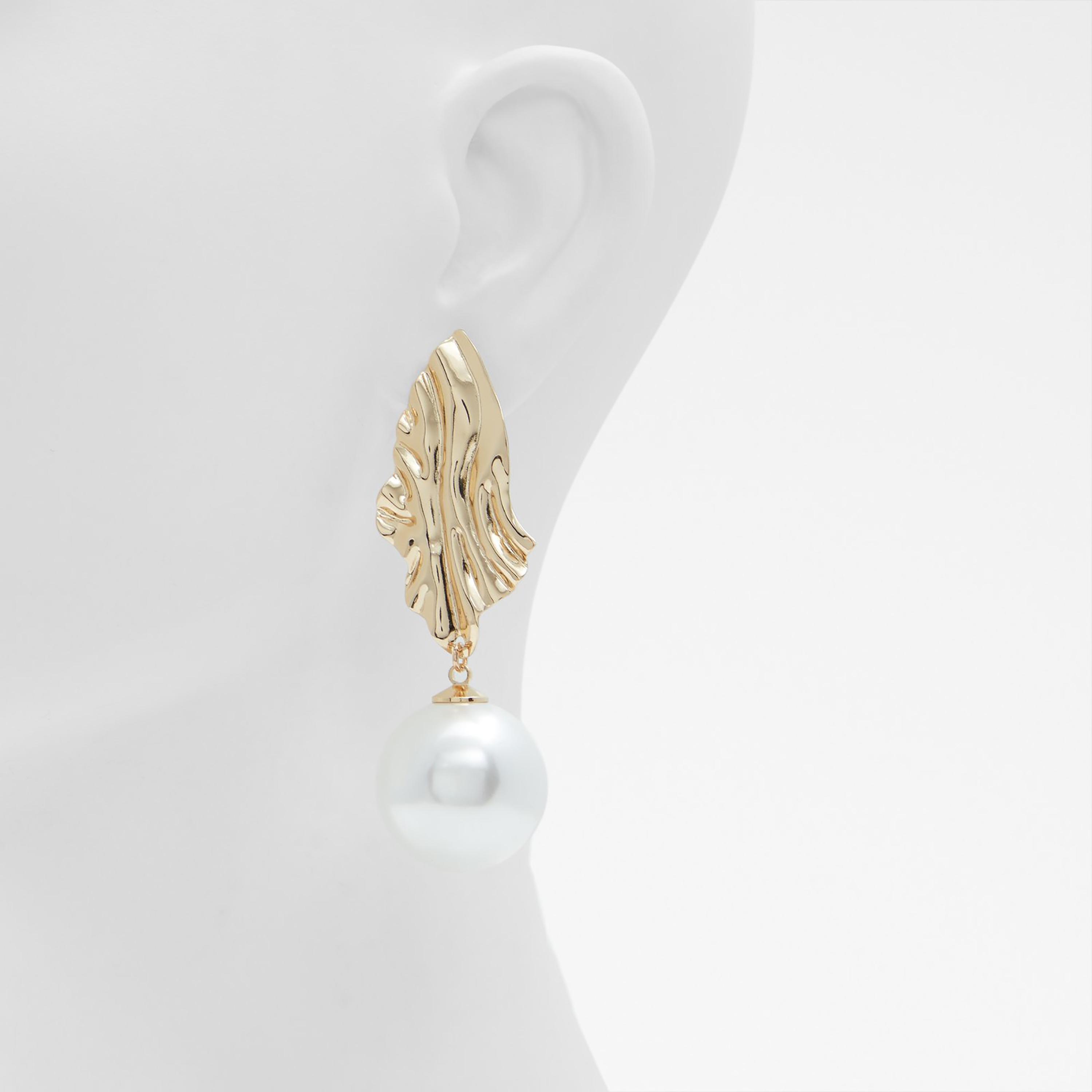 أقراط متدلية نسائية سادة بالذهب الوردي من ألدو فيونا  |  23FIONNA-women-watchesandjewellery-jewellery-earrings-image-2