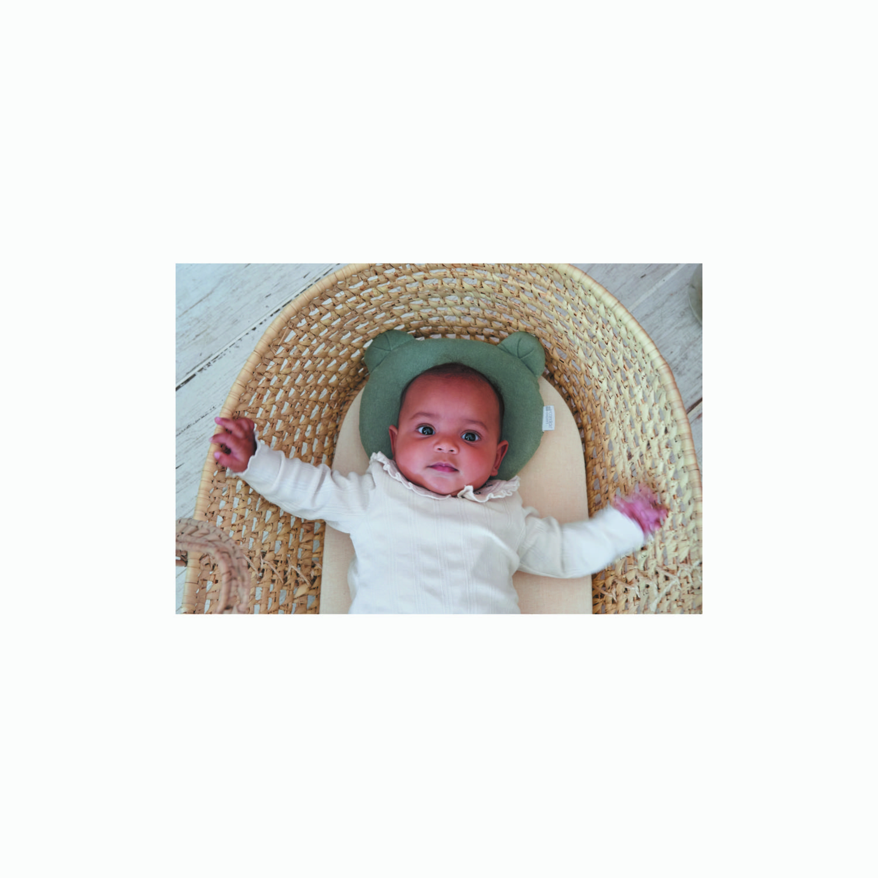 وسادة بيتيت باندا المصنوعة من إسفنج الذاكرة المضادة للتسطح من كانديد-baby-nursery-babybedding-image-3