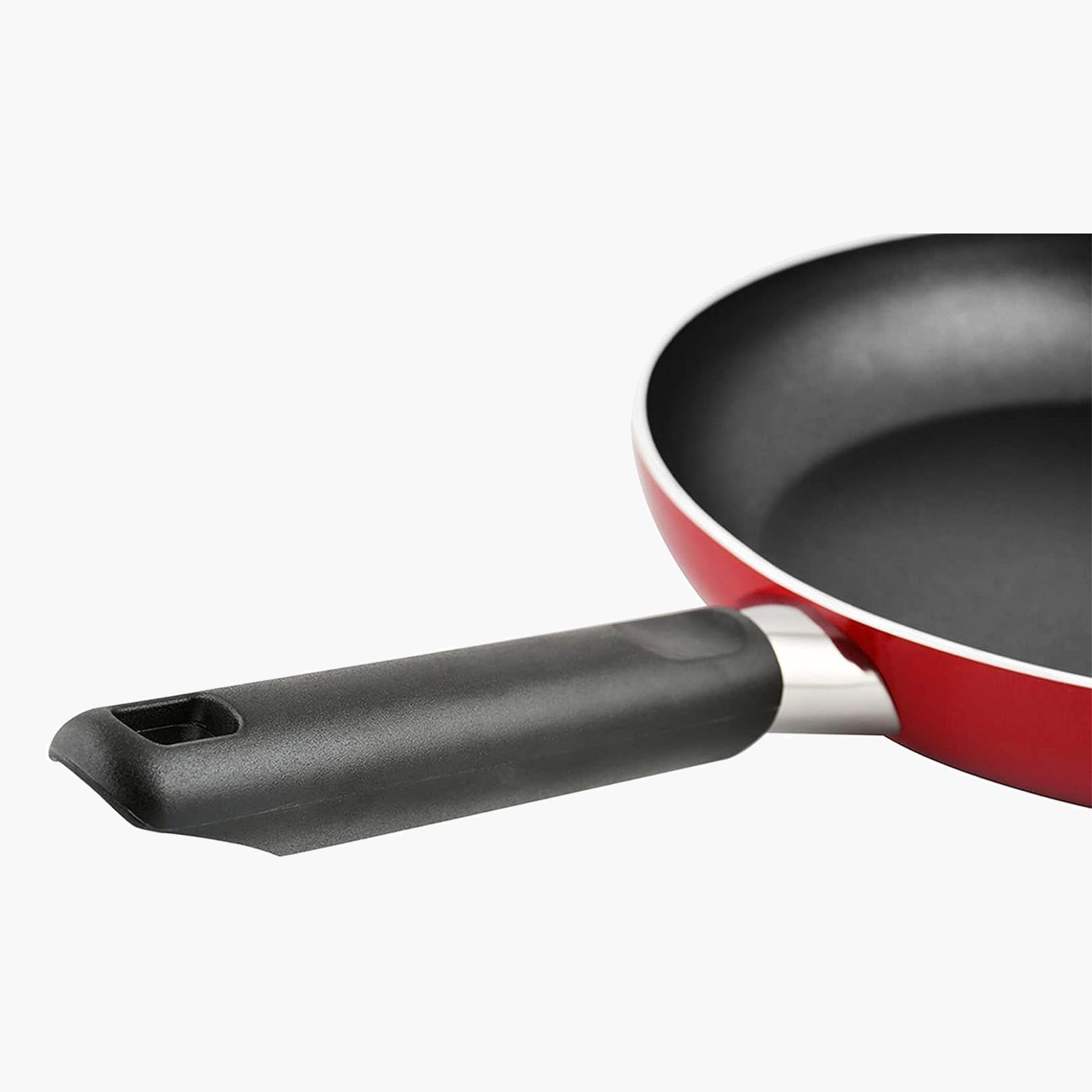 مقلاة ألومنيوم غير لاصقة كلاسيك من برستيج - 29 سم-household-kitchen-cookware-potsandpans-image-3
