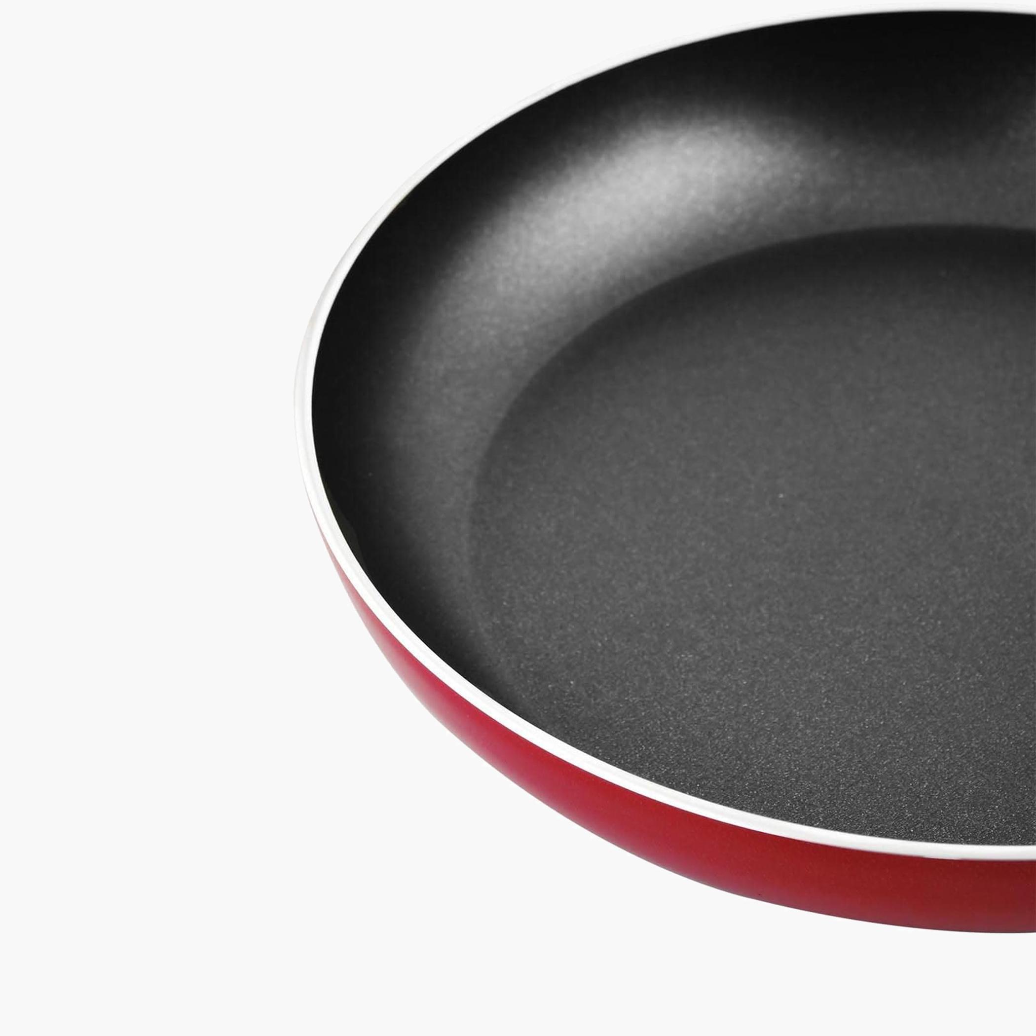 مقلاة ألومنيوم غير لاصقة كلاسيك من برستيج - 16 سم-household-kitchen-cookware-potsandpans-image-2