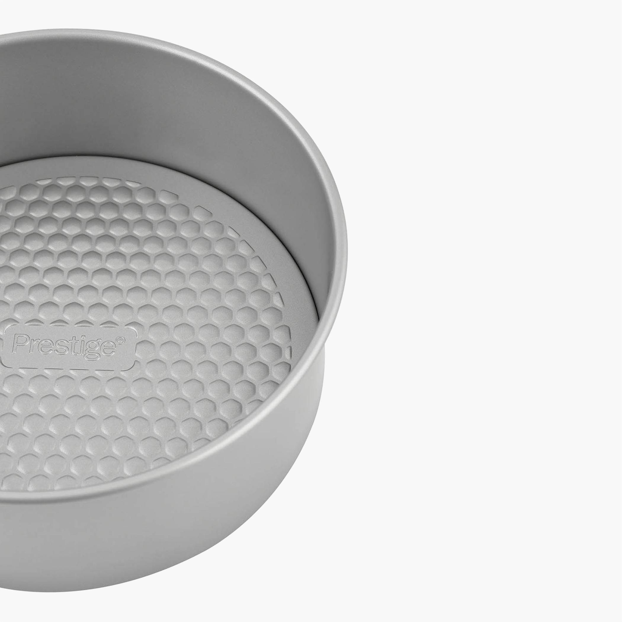 Round 10-Inch Loose Base Cake Tin-household-kitchen-bakeware-bakingpansandmoulds-image-6