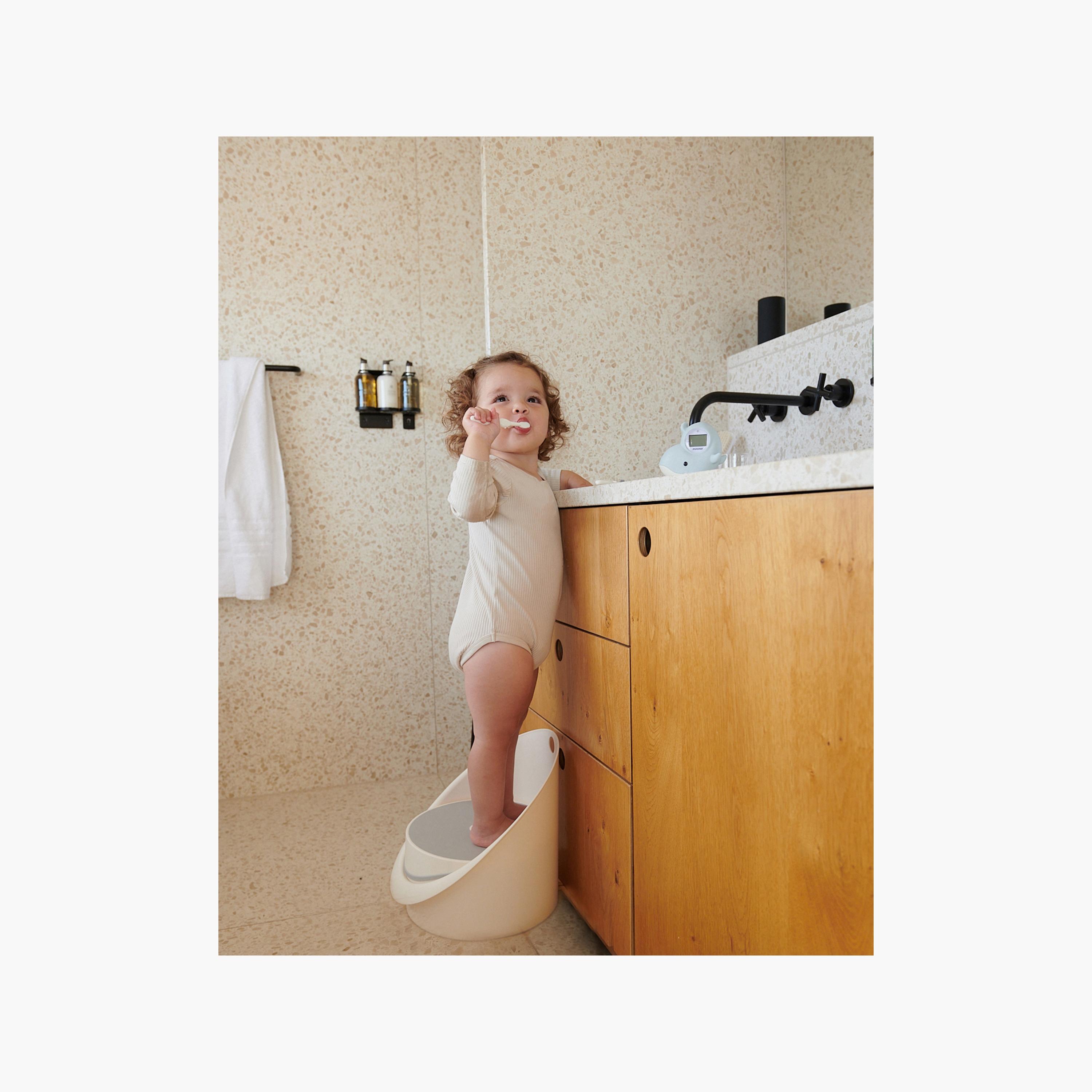 Mininor 2-In-1 Potty & Step Stool-baby-diapering-pottytraining-image-5