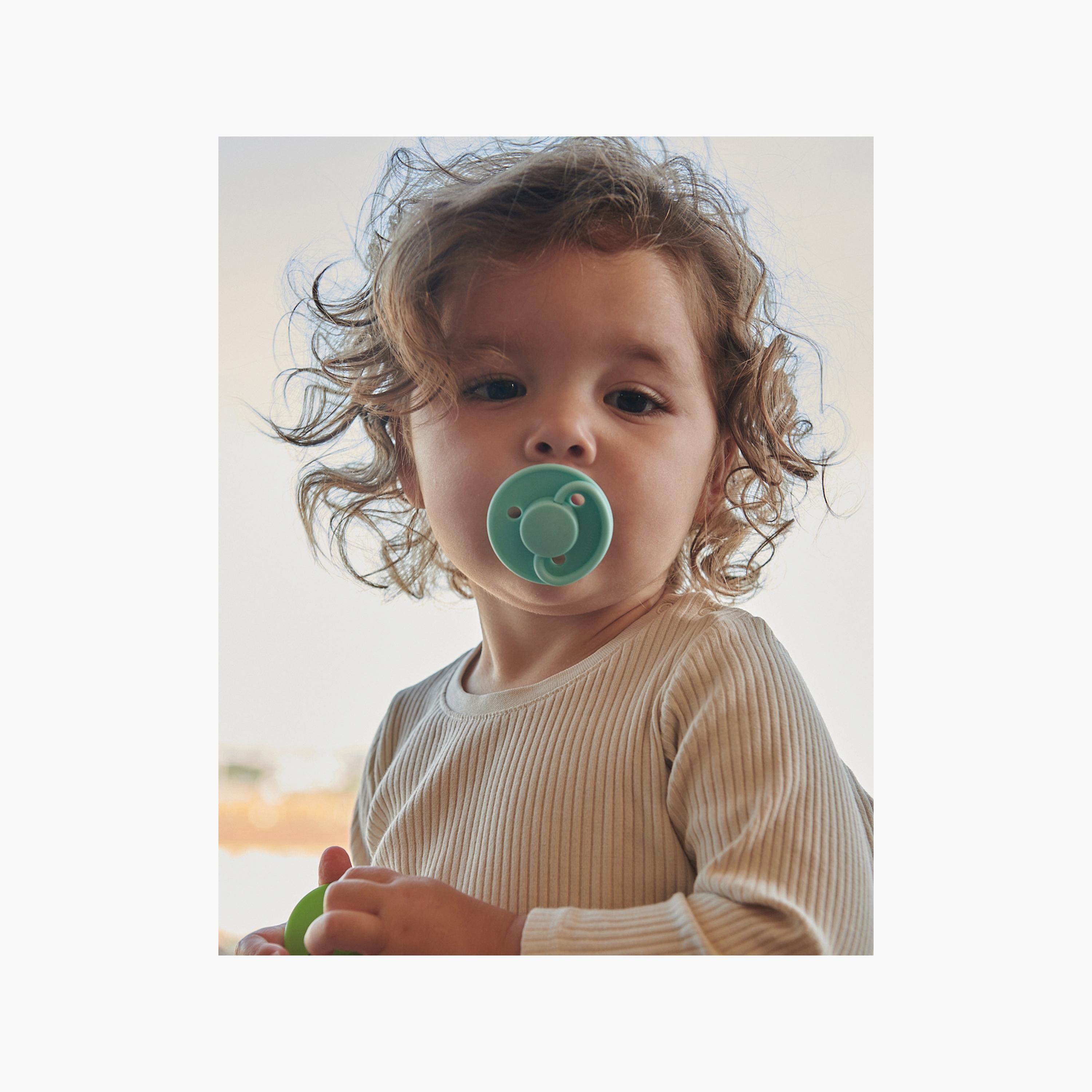 لهاية سيليكون دائرية من مينينور - 0 شهر-baby-feeding-pacifiers-image-3