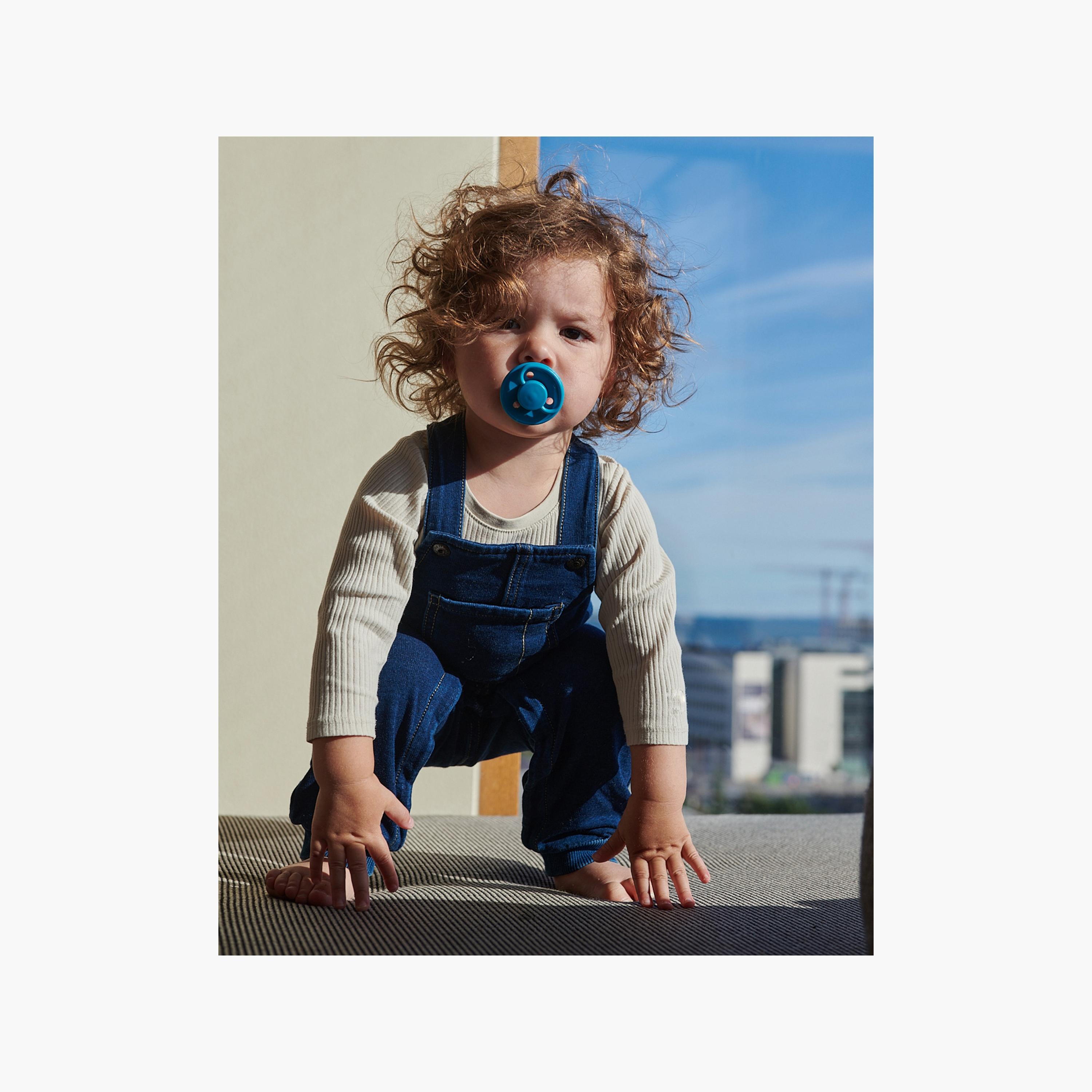 لهاية لاتكس دائرية من مينينور - 6 أشهر-baby-feeding-pacifiers-image-4