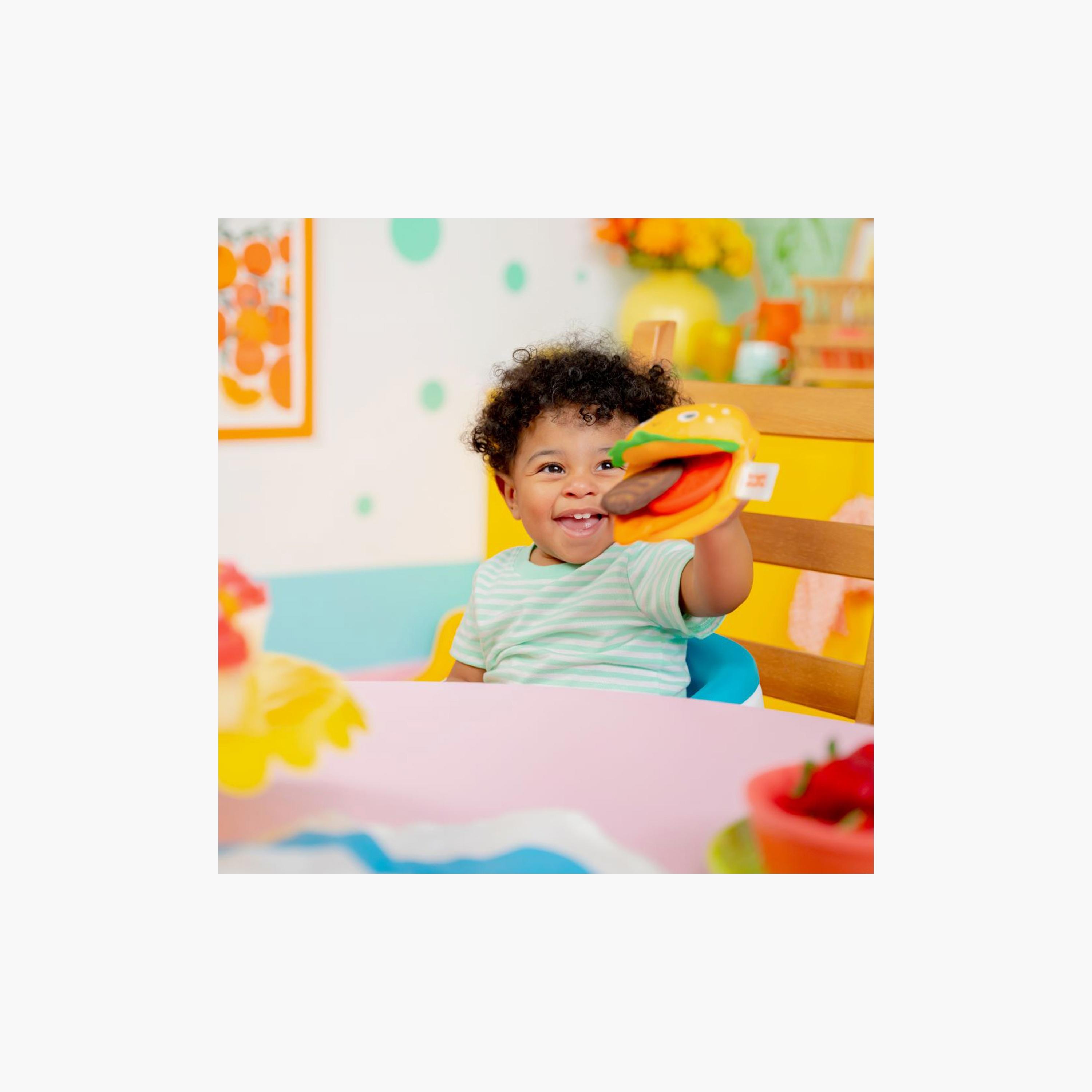لعبة نشاط التسنين وعربة الأطفال اون ذا جو ساي تشيزبرجر من برايت ستارتس-toys-babyandtoddlertoys-strollertoys-image-3