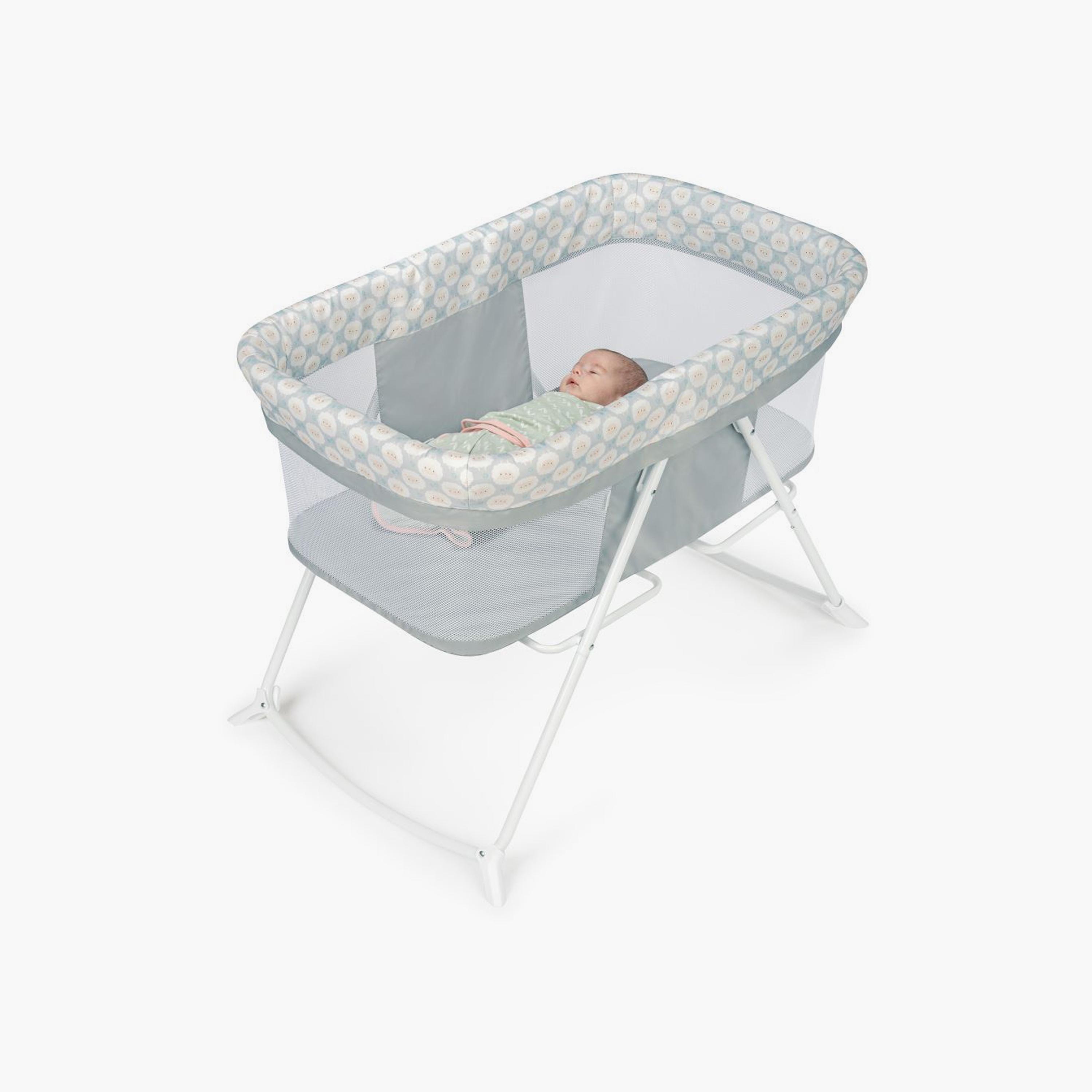 سرير أطفال محمول هزاز قابل للطي سنوز آند ستو من إنجينيوتي - شيبي-baby-nursery-furniture-cribsandbeds-bassinets-image-2