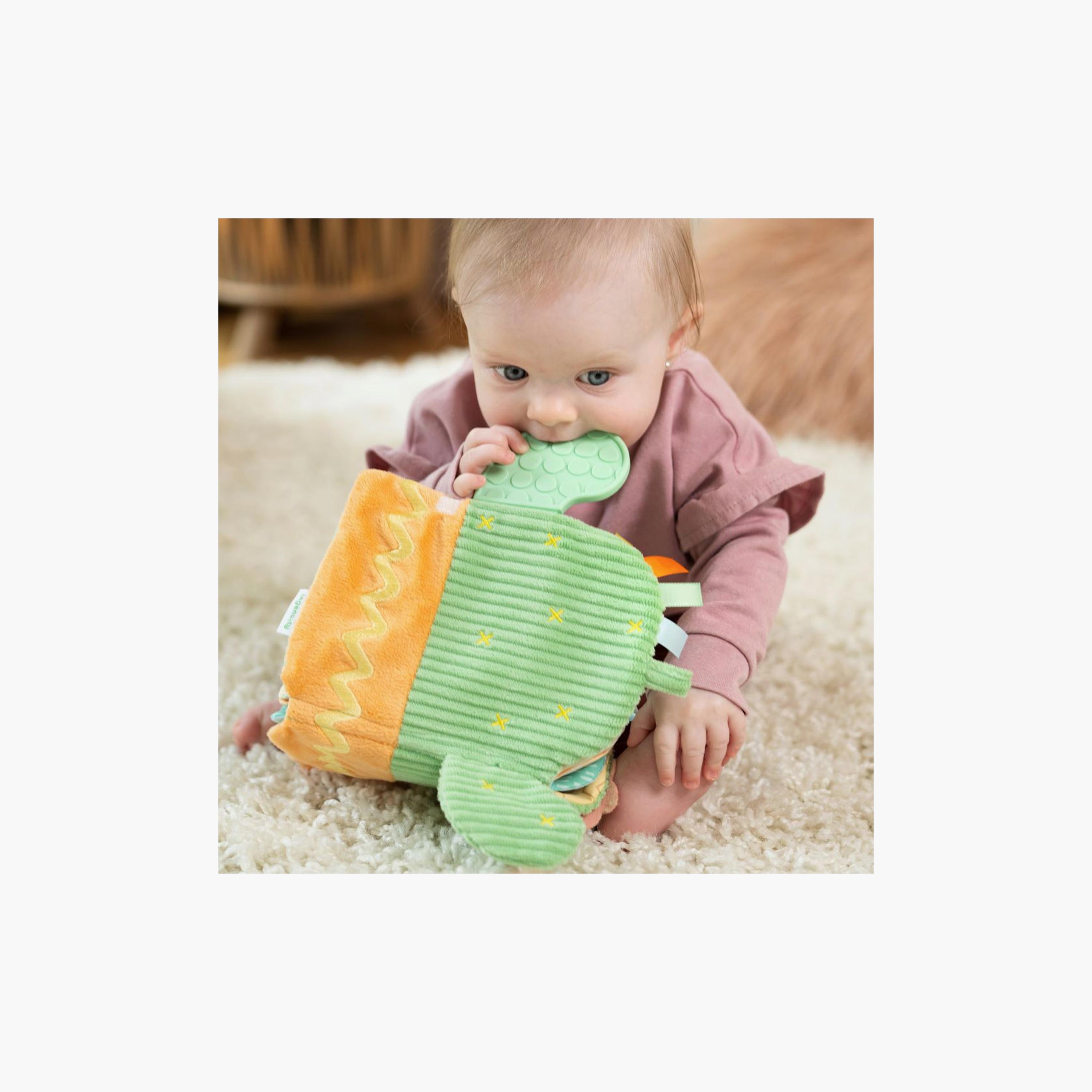 كتاب انشطة ناعم للتسنين كالم سبرينجز من إنجينيوتي-baby-feeding-teethers-image-3