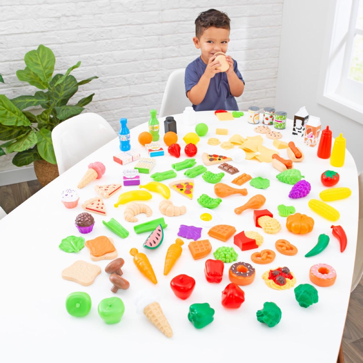 Kidkraft 115-Piece Deluxe Tasty Treats Pretend Play Food Set