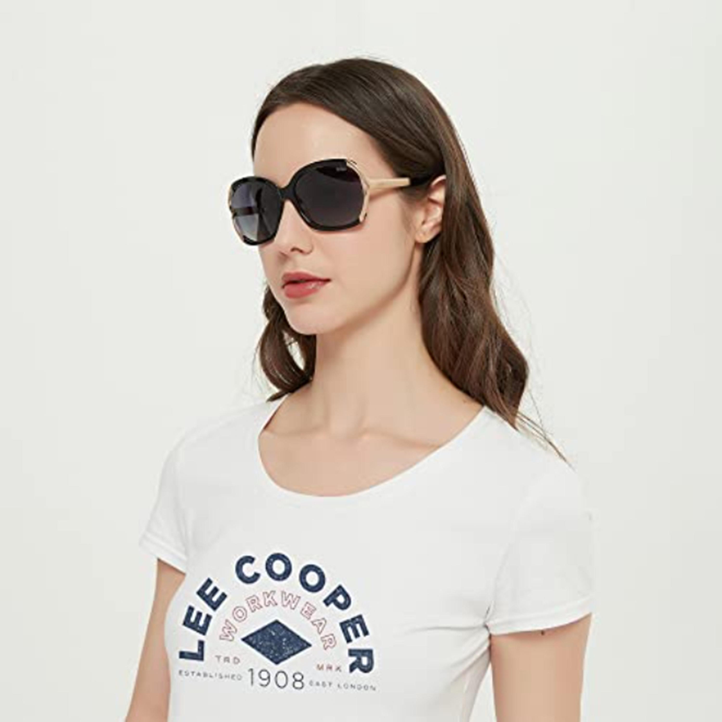 لي كوبر- نظارة شمسية مستقطبة 59 مم رمادية مستديرة وبيضاوية - LC1027C03-women-sunglasses-image-5