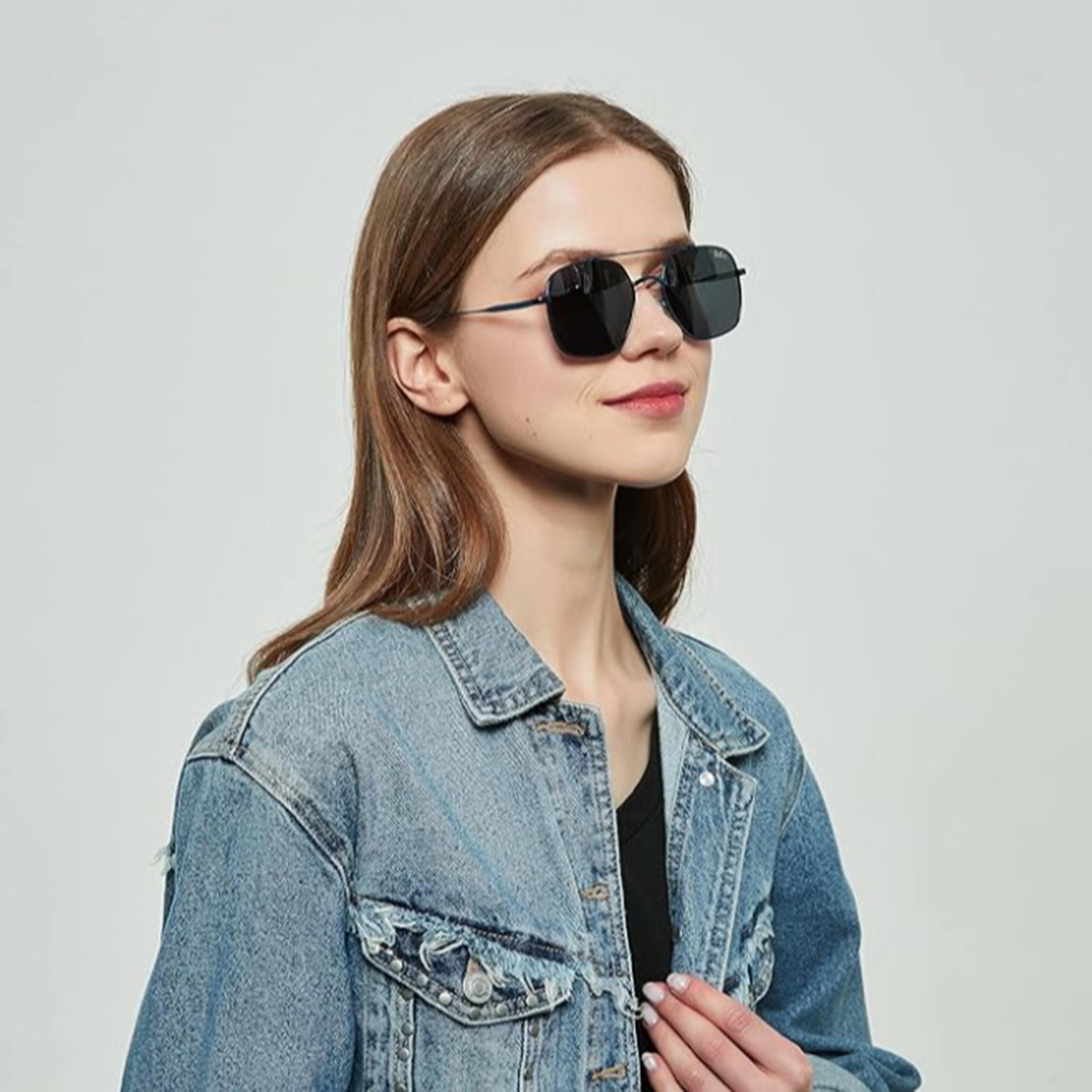 لي كوبر- نظارة شمسية مستقطبة 52 مم رمادية وايفارير ومربعة - LC1032C01-men-sunglasses-image-5