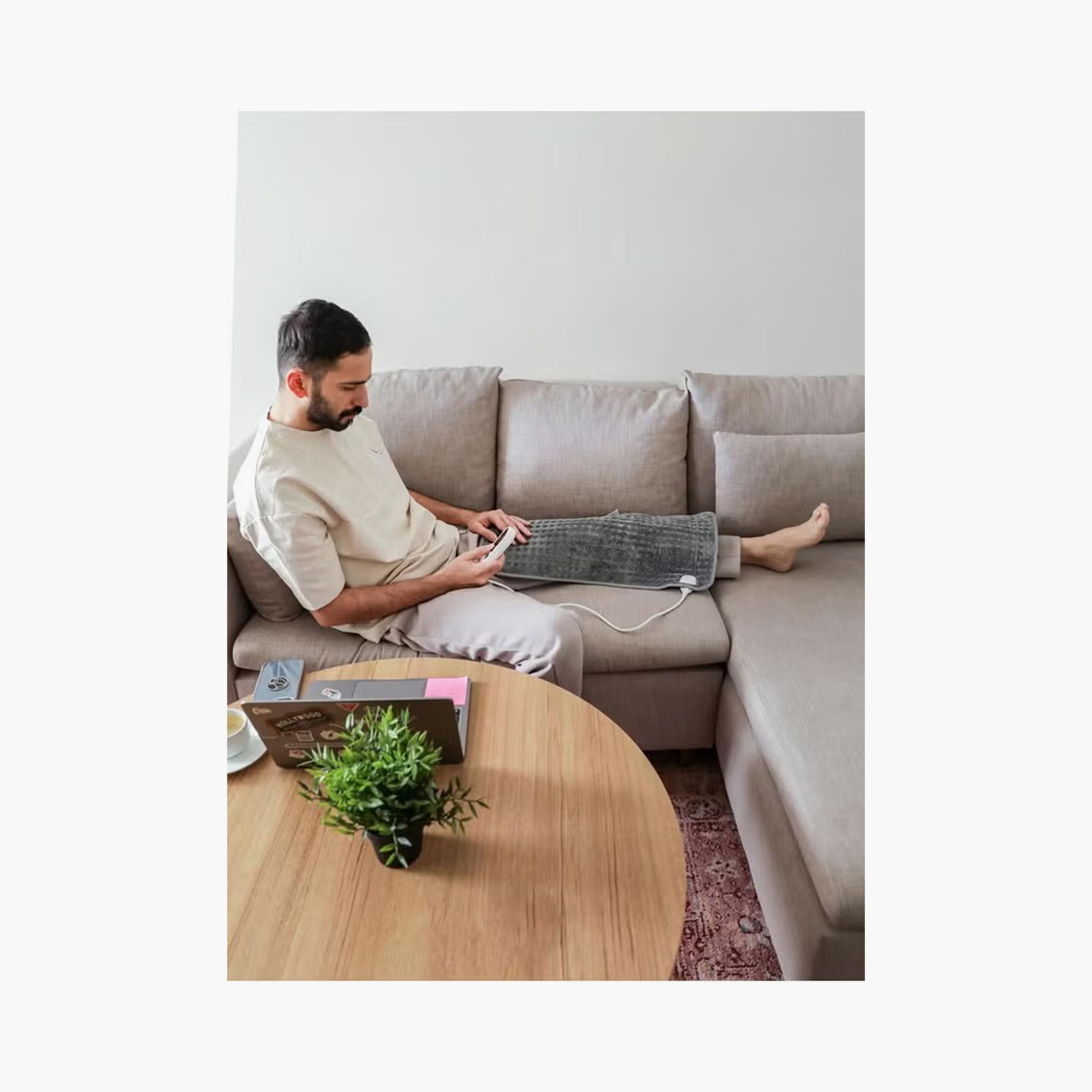 Electric Heating Pad for Back, Neck, and Shoulder Pain Relief | ZA5D59AD4A1E62279E638Z-1-sports-gear-gym-image-5