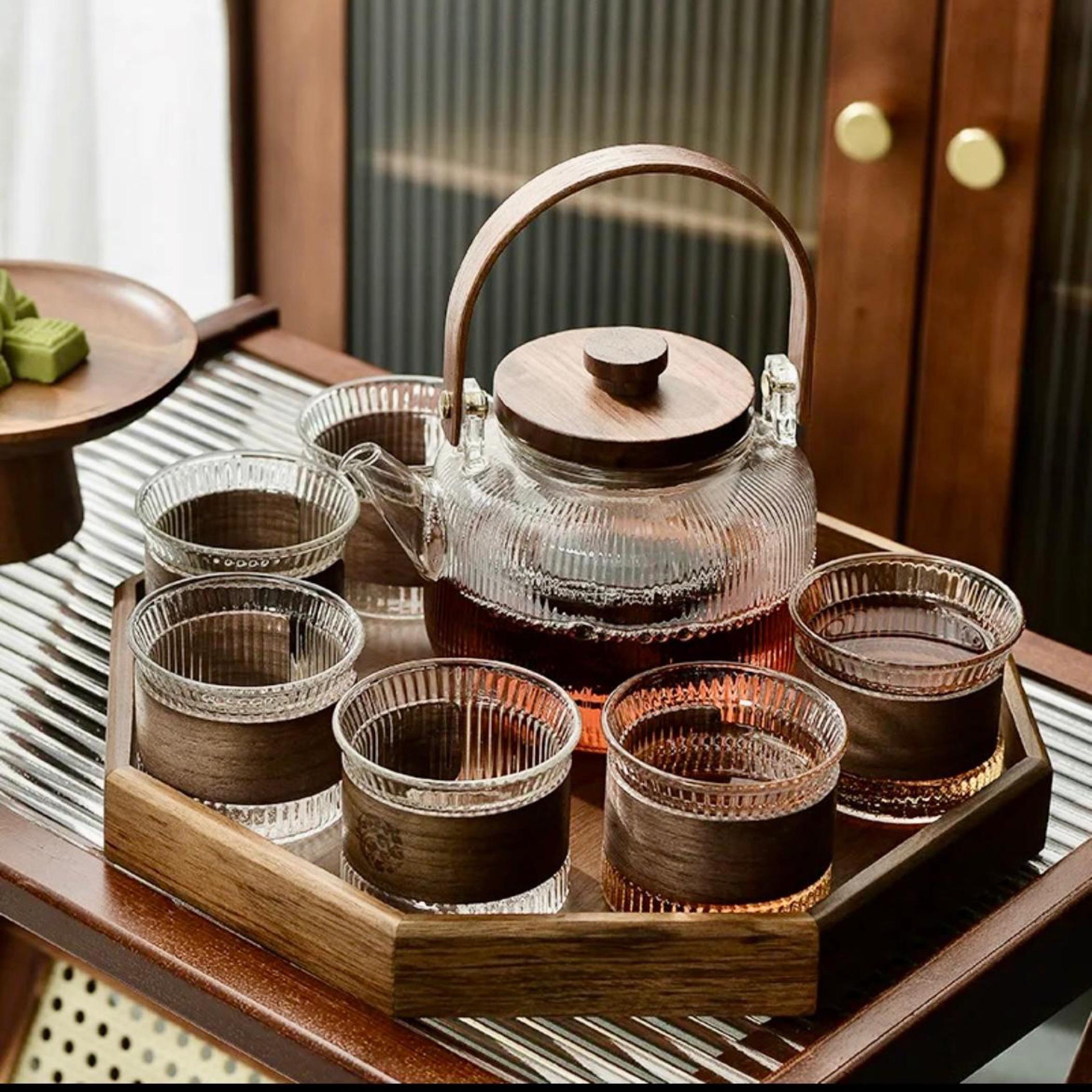 Quesera 8-Piece Glass Teapot and Cup Set with Wooden Tray - Serves 6
