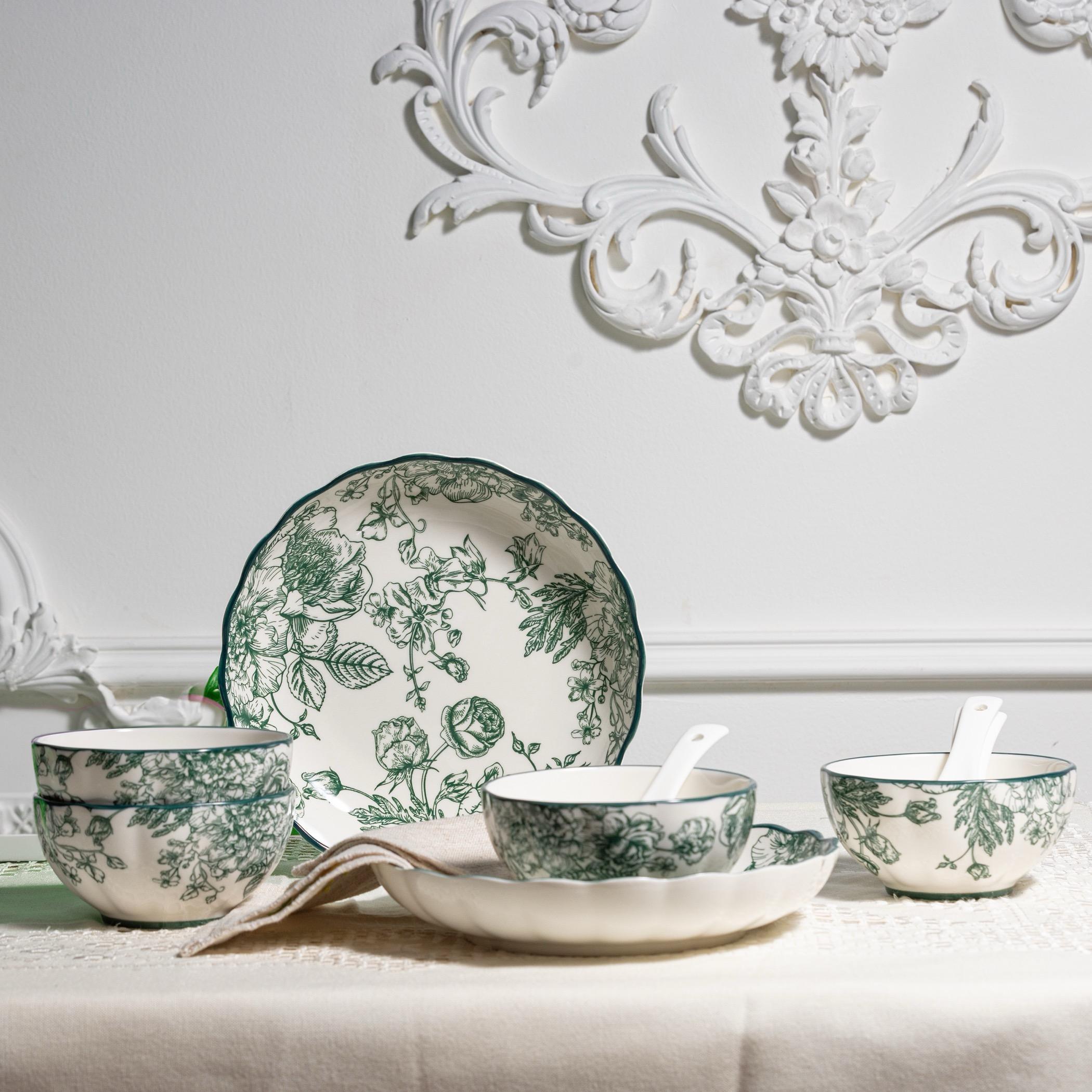 Quesera 10-Piece Ceramic Dinner Set - Serves 4