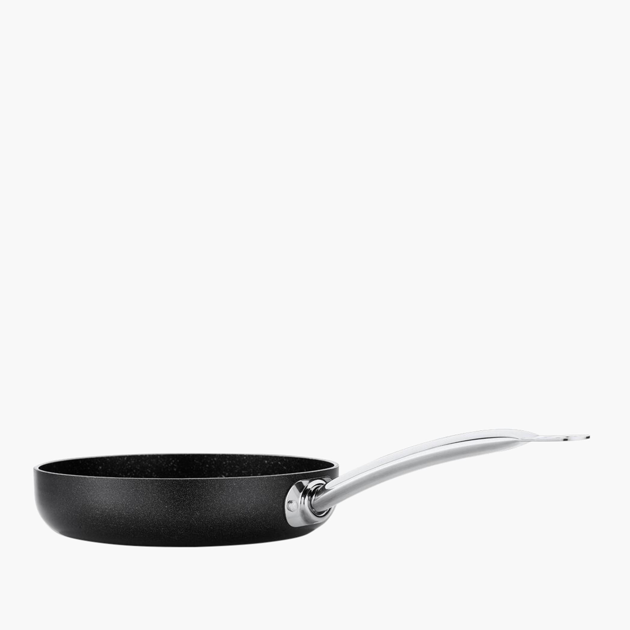 مقلاة برو نيرو بقاعدة حث من كوركوماز - 20×4 سم-household-kitchen-cookware-potsandpans-image-2