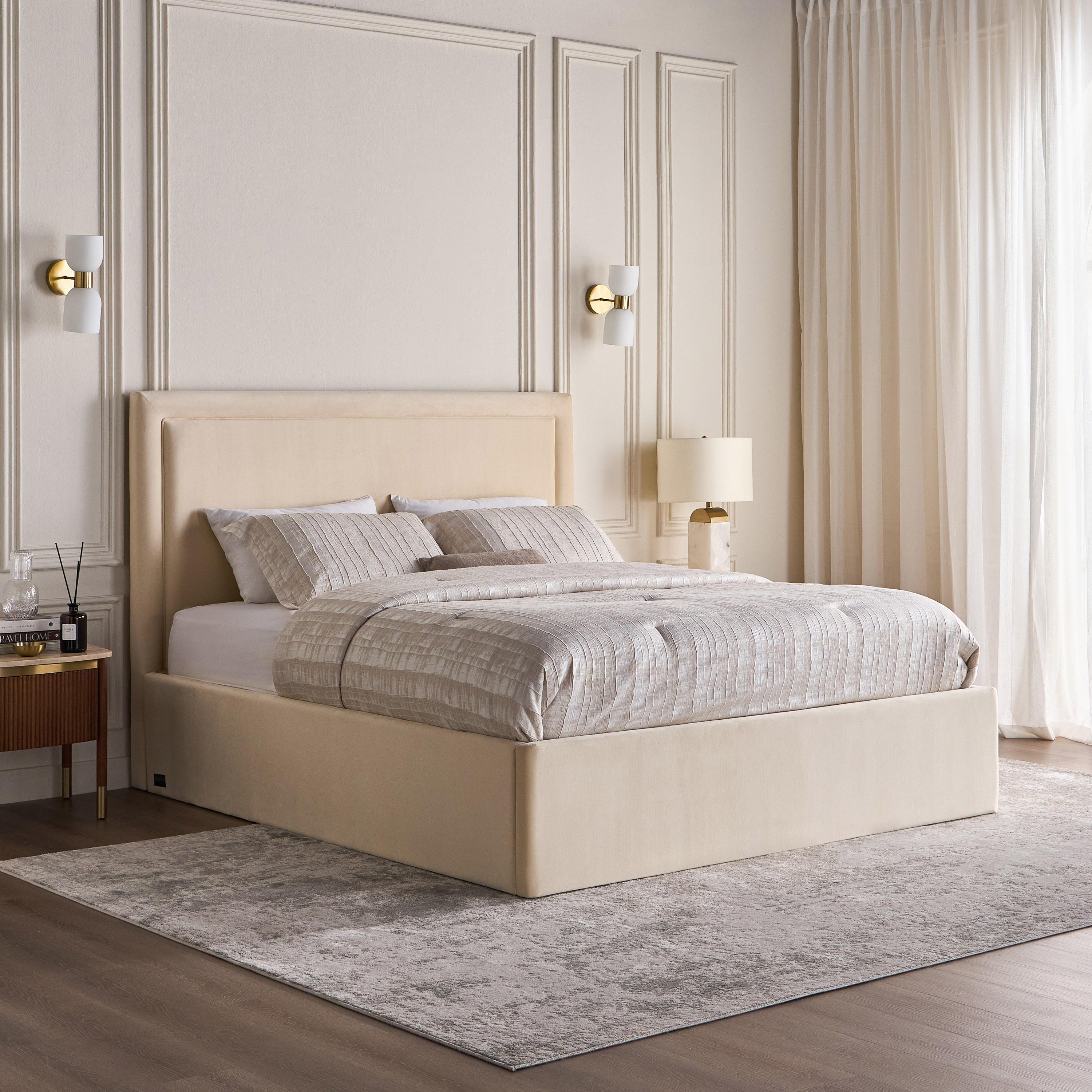 Sophistique Super King Bed - 200x200 cm