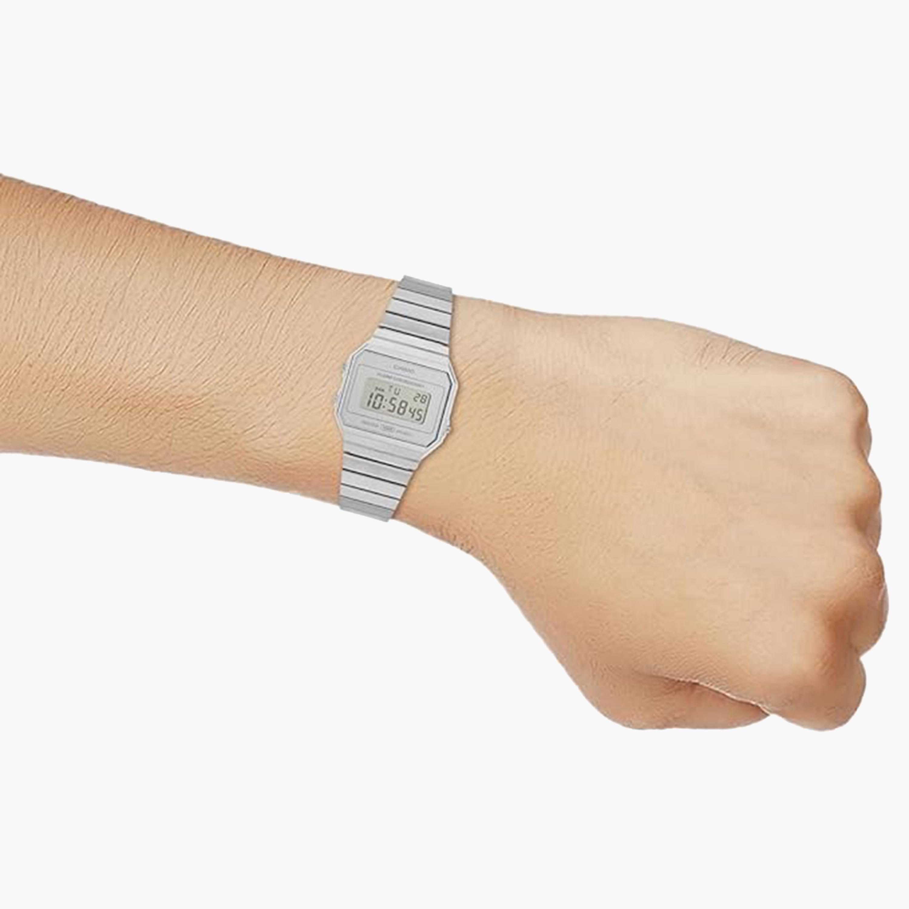 ساعة يد كاسيو للرجال 36 ملم فضي بسوار رقمي من الفولاذ المقاوم للصدأ | A700WEV-7ADF-men-watchesandjewellery-watches-image-4