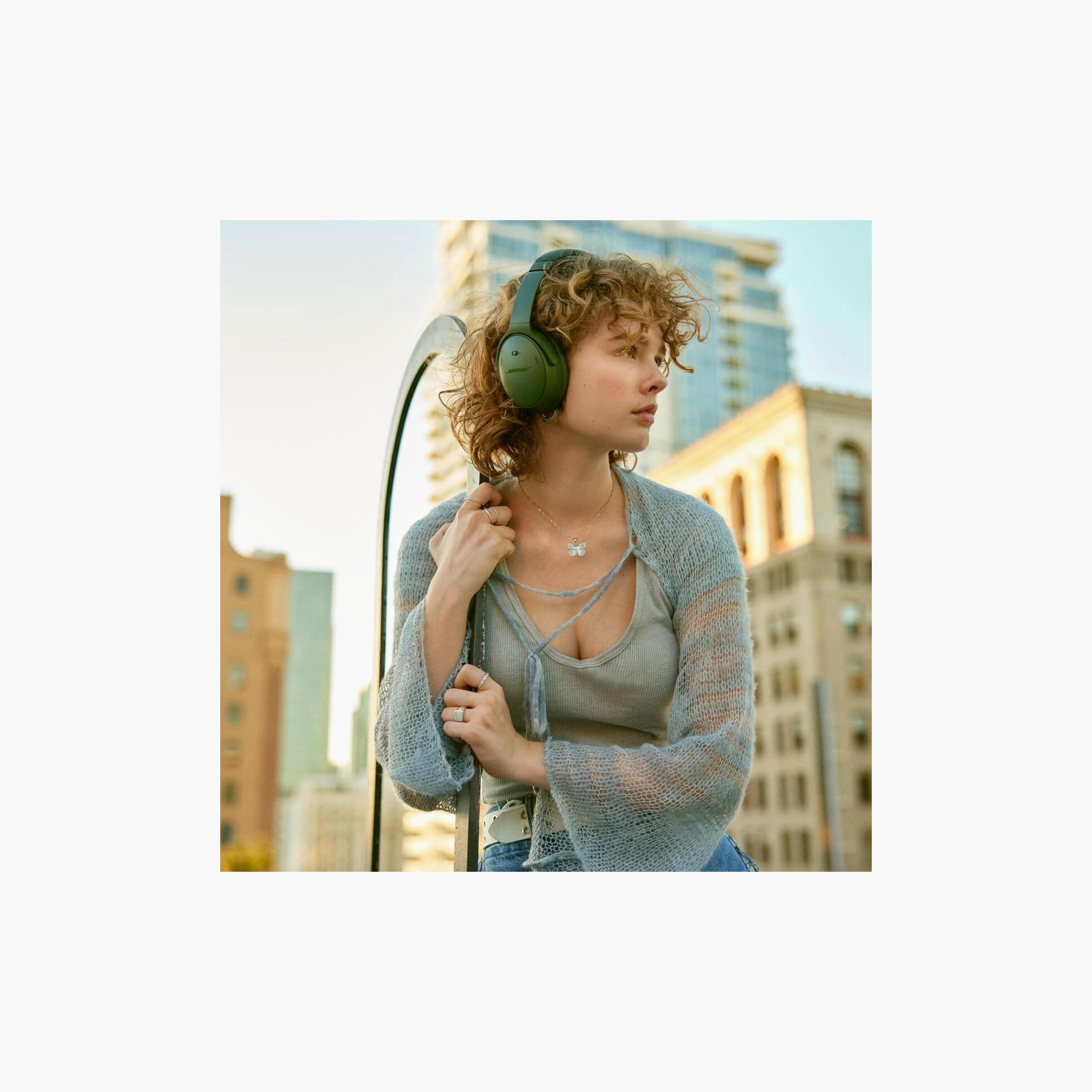Bose QuietComfort Wireless Over Ear Headphones Cypress Green | 884367-0300-electronics-headphonesandearphones-image-3