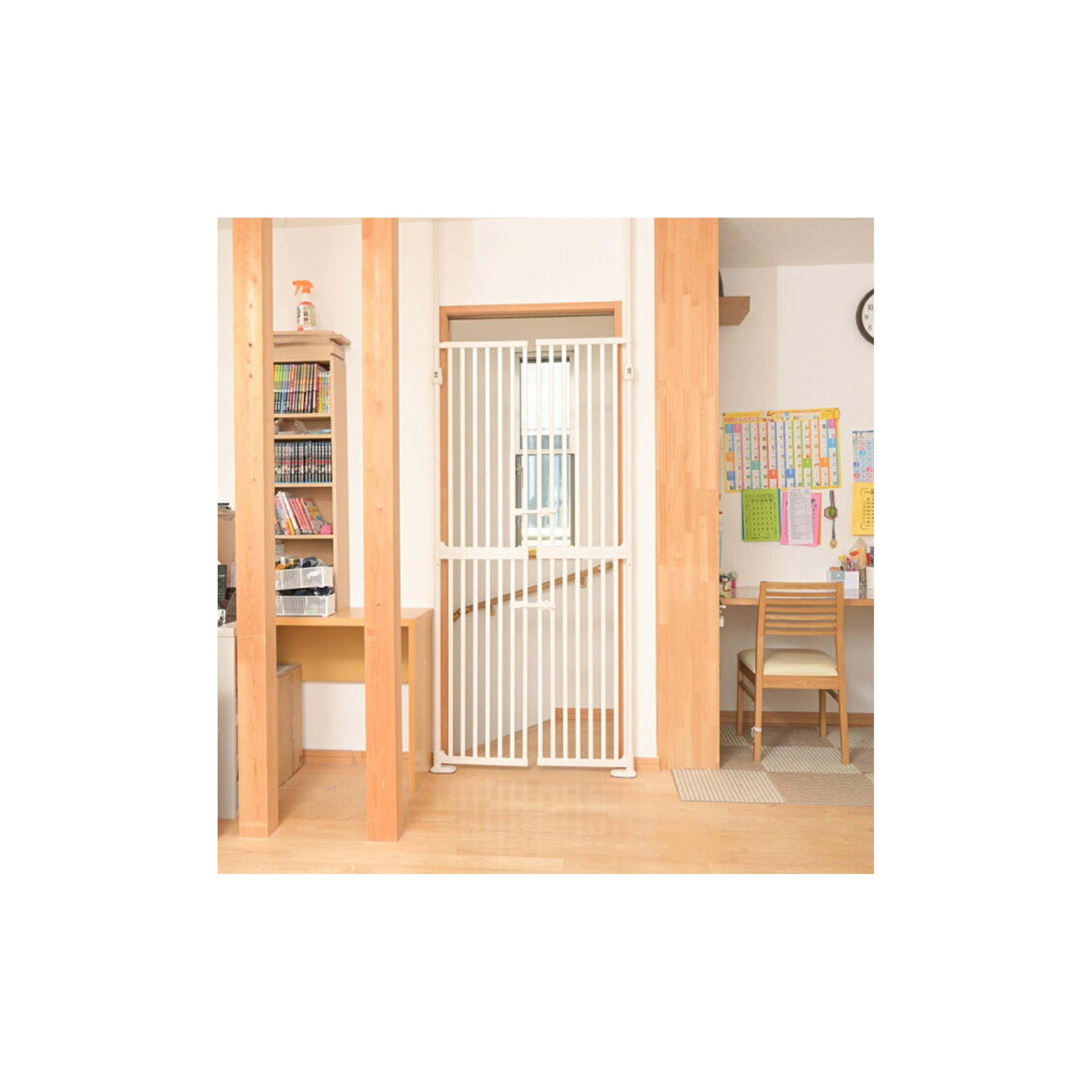 بوابة أمان معدنية مزدوجة الأبواب طويلة للغاية من بيبي سيف - بيضاء-baby-healthandsafety-babyproofing-image-3