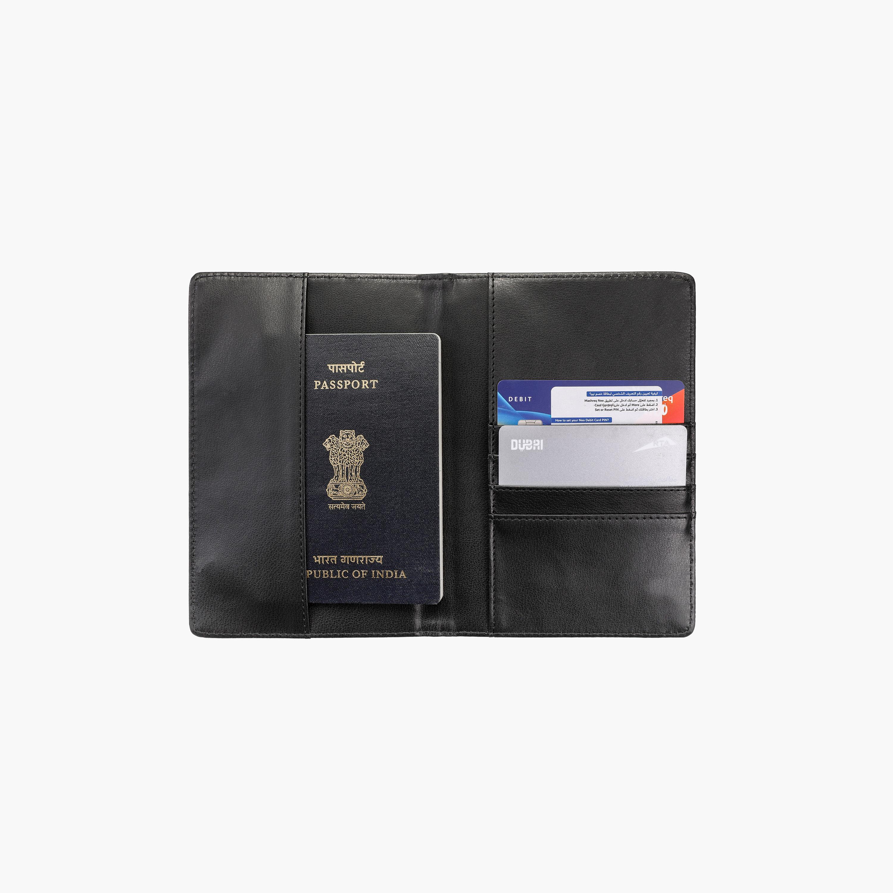 باراجون- حاملة بطاقات إغلاق مطوي-men-beltsandwallets-wallets-image-3