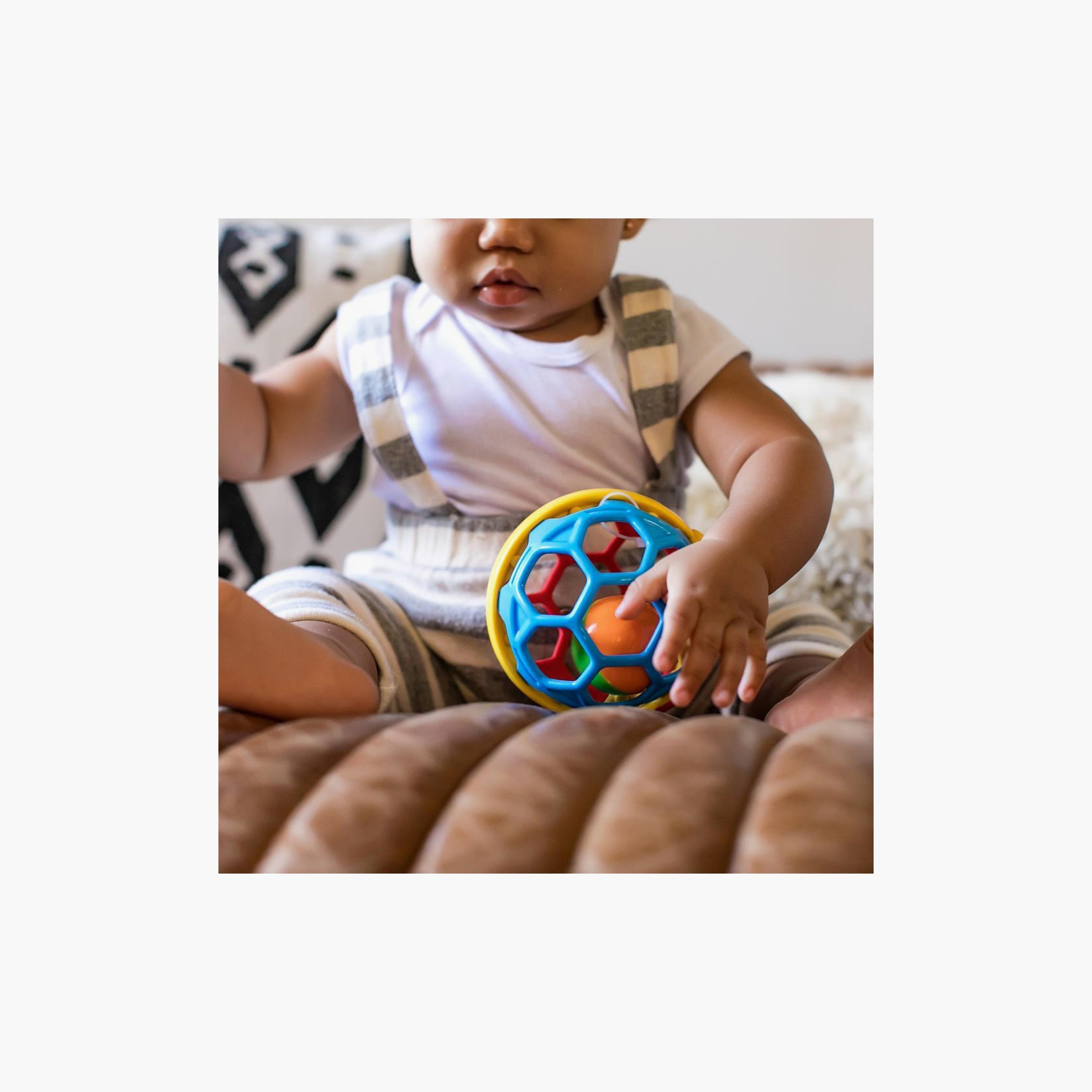 Baby Einstein BPA Free Bendy Ball Rattle Toy - 3 Months+-toys-babyandtoddlertoys-rattlesandteethers-image-4