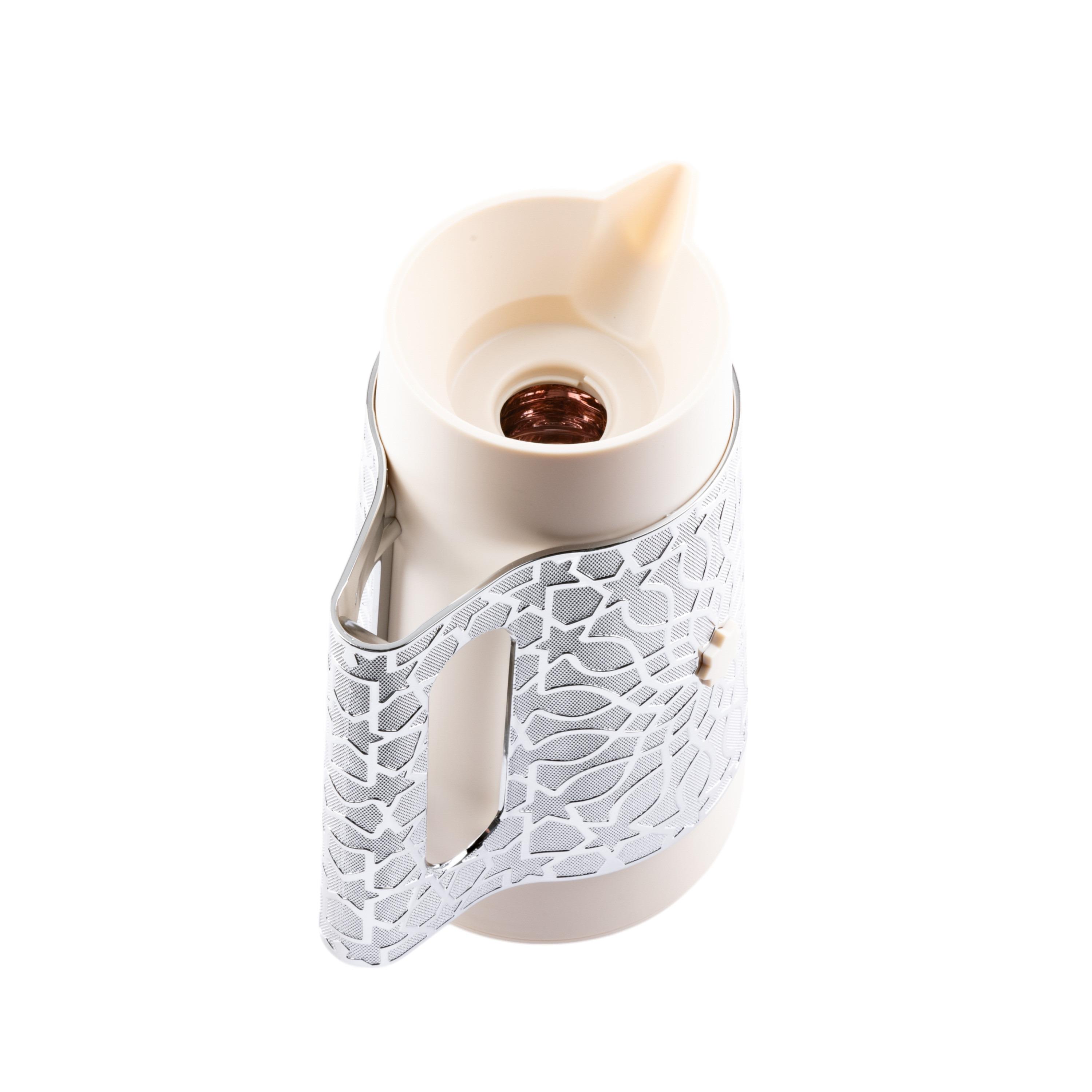 Asalah Embossed Vacuum Flask - 1 L-household-dining-teaandcoffee-vacuumflaskscoffeeandteapots-image-4