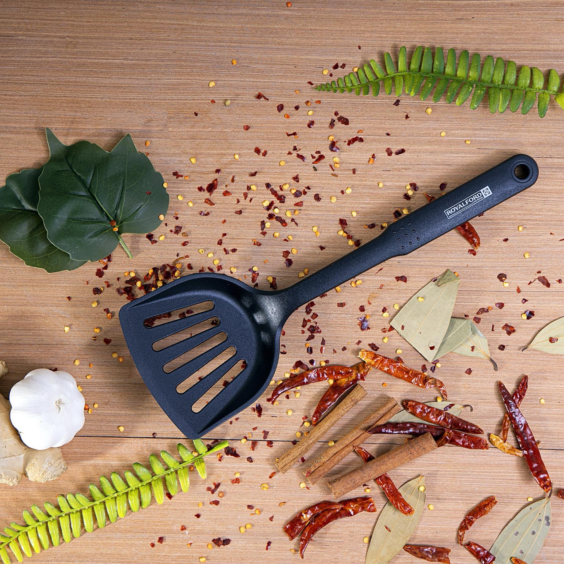 Royalford Slotted Non-Stick Turner-household-kitchen-kitchentoolsandutensils-cookingutensils-image-7