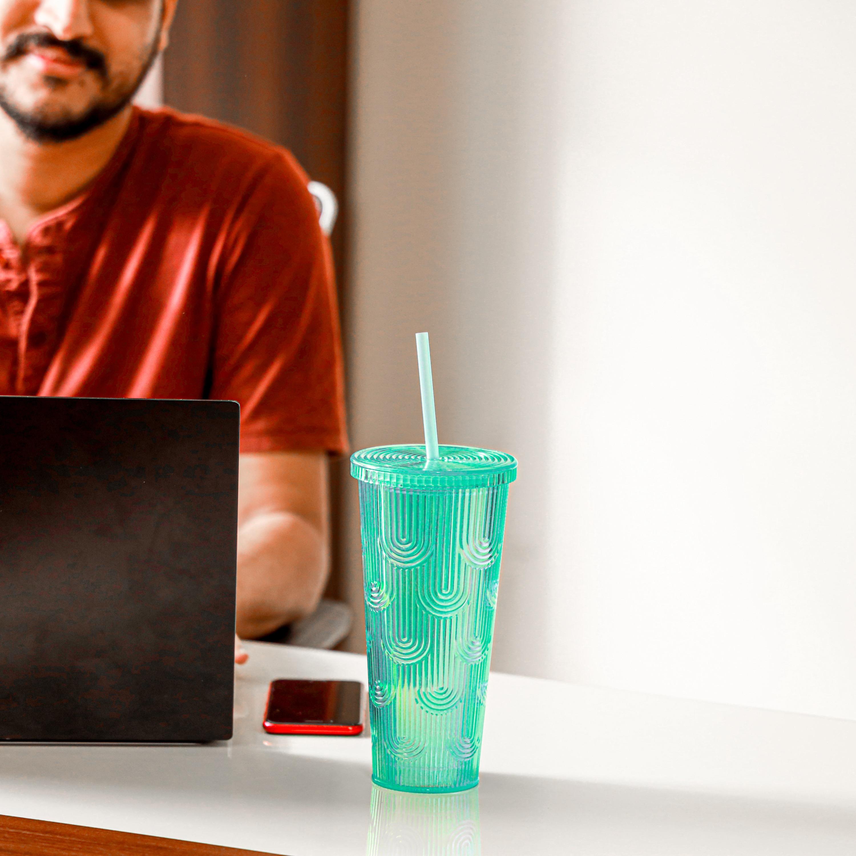Textured Tumbler with Straw - 700 ml-household-dining-teaandcoffee-travelmugsandsippers-image-3
