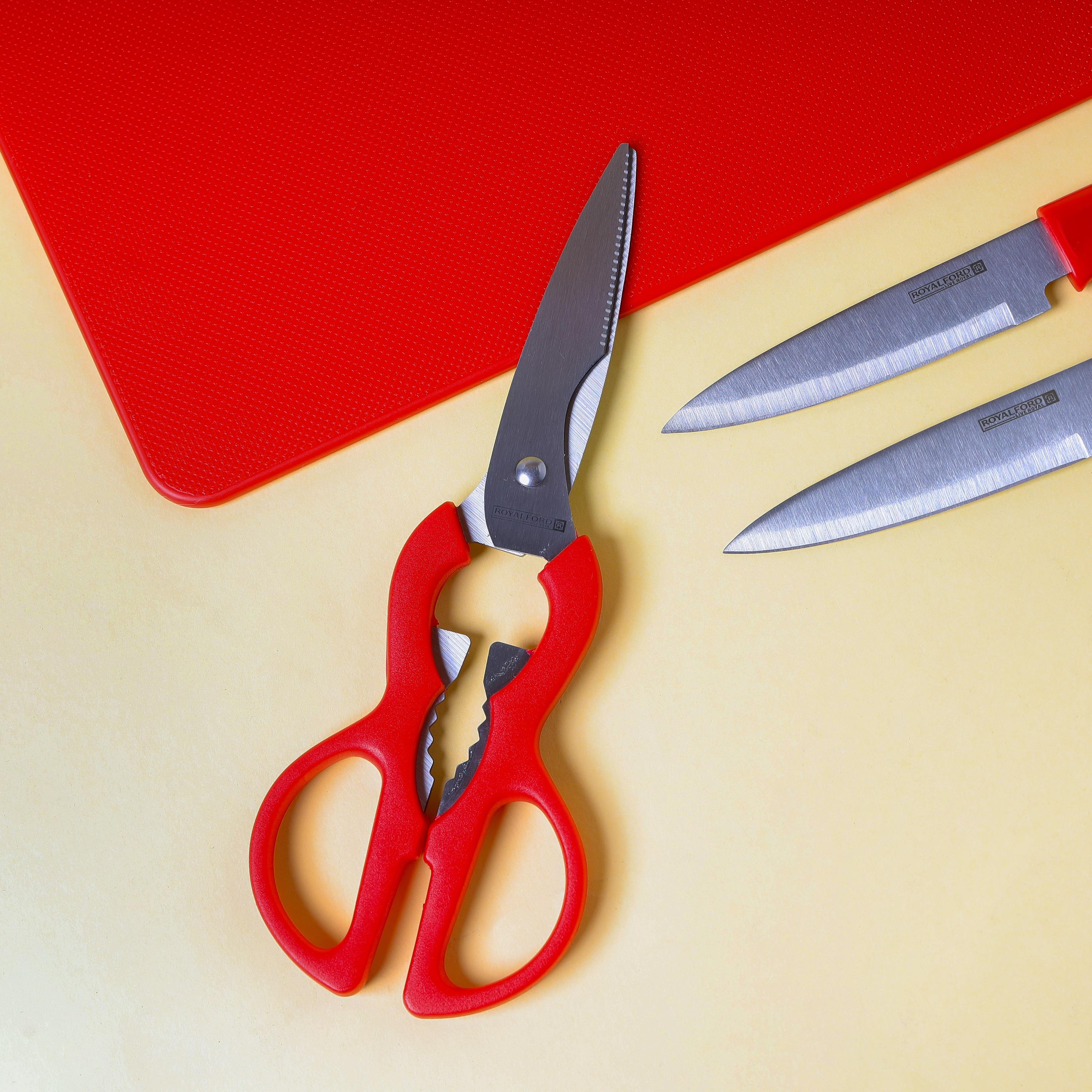 Royalford 4-Piece Kitchen Knife Set with Cutting Board and Scissor-household-kitchen-kitchentoolsandutensils-knives-image-8