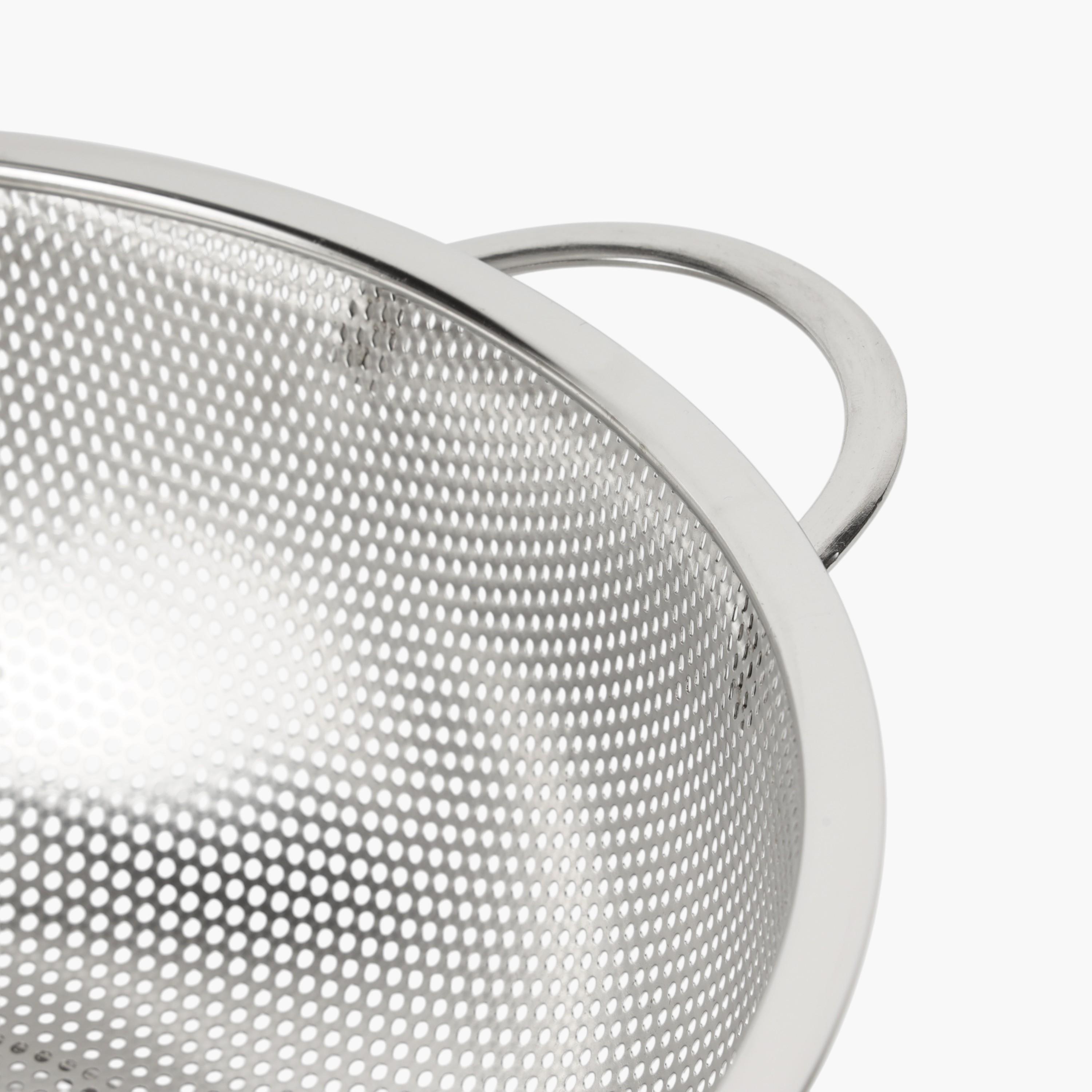 Strainer Basket - 25 cms-household-kitchen-kitchentoolsandutensils-colandersandstrainers-image-4