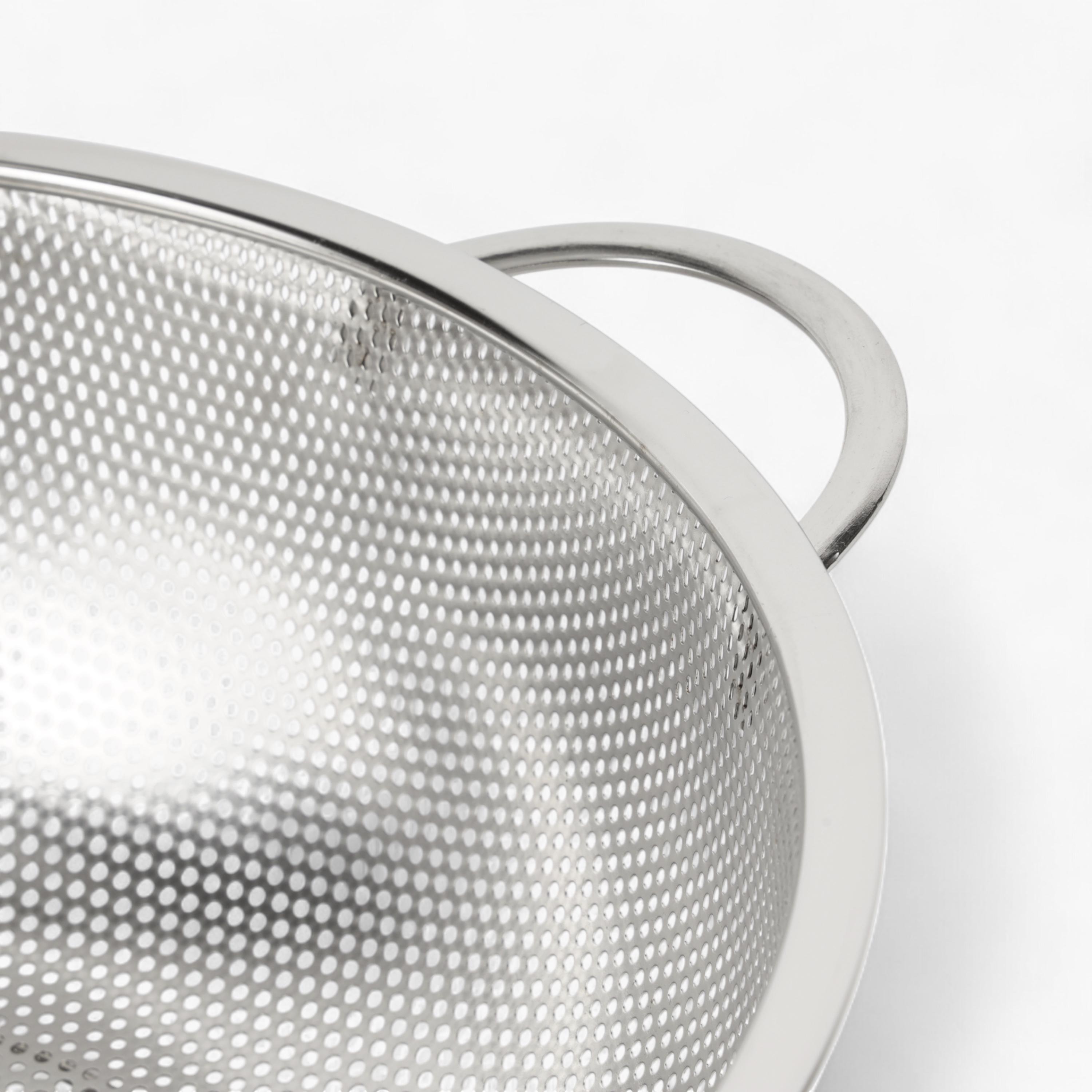 Stainless Steel Strainer Basket - 28 cms-household-kitchen-kitchentoolsandutensils-colandersandstrainers-image-4