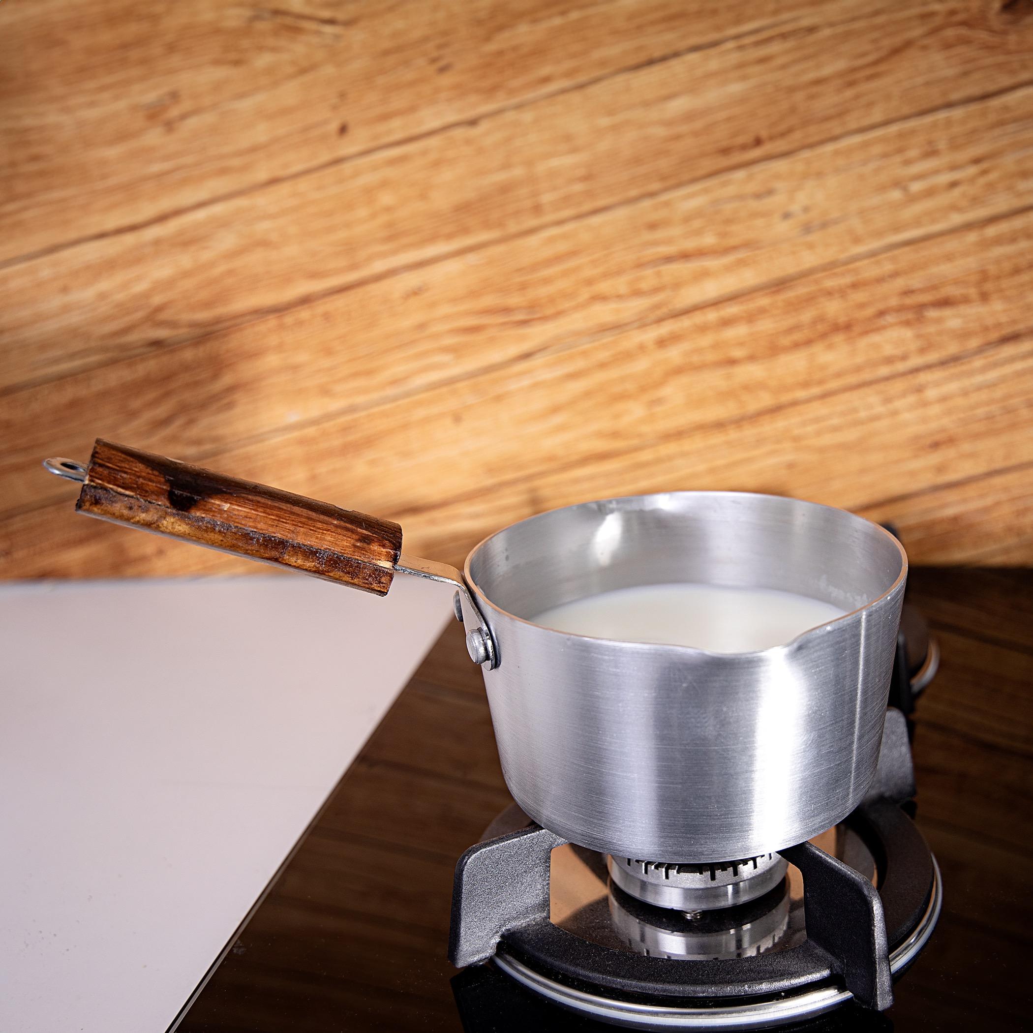 Aluminium Milk Pan with Wooden Handle-household-kitchen-cookware-potsandpans-image-6