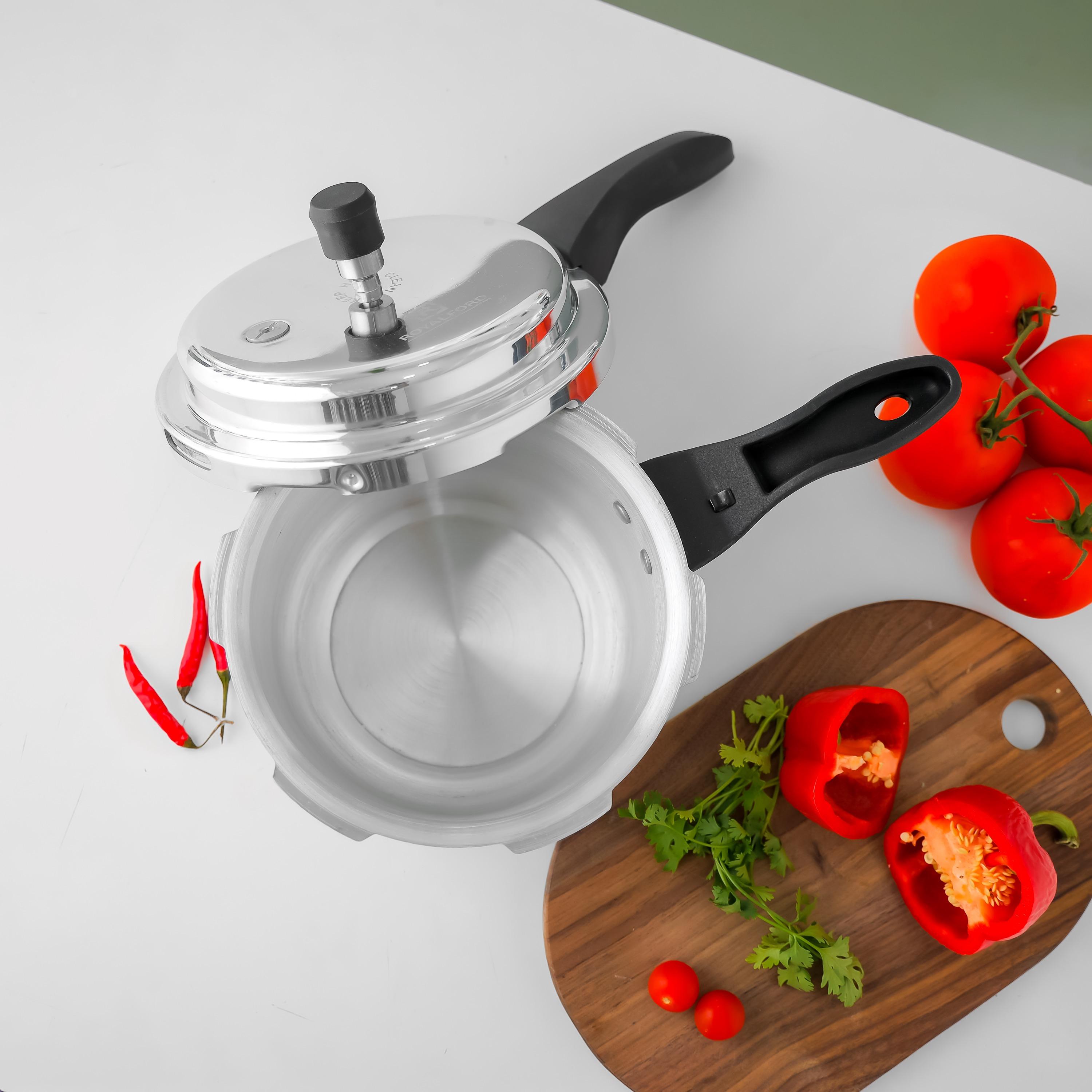 قدر ضغط ألومنيوم من رويال فورد - 3 لتر-household-kitchen-cookware-potsandpans-image-6