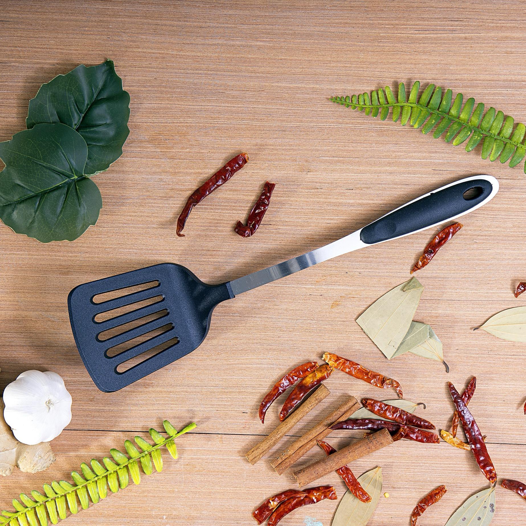 Royalford Slotted Spatula-household-kitchen-kitchentoolsandutensils-cookingutensils-image-8