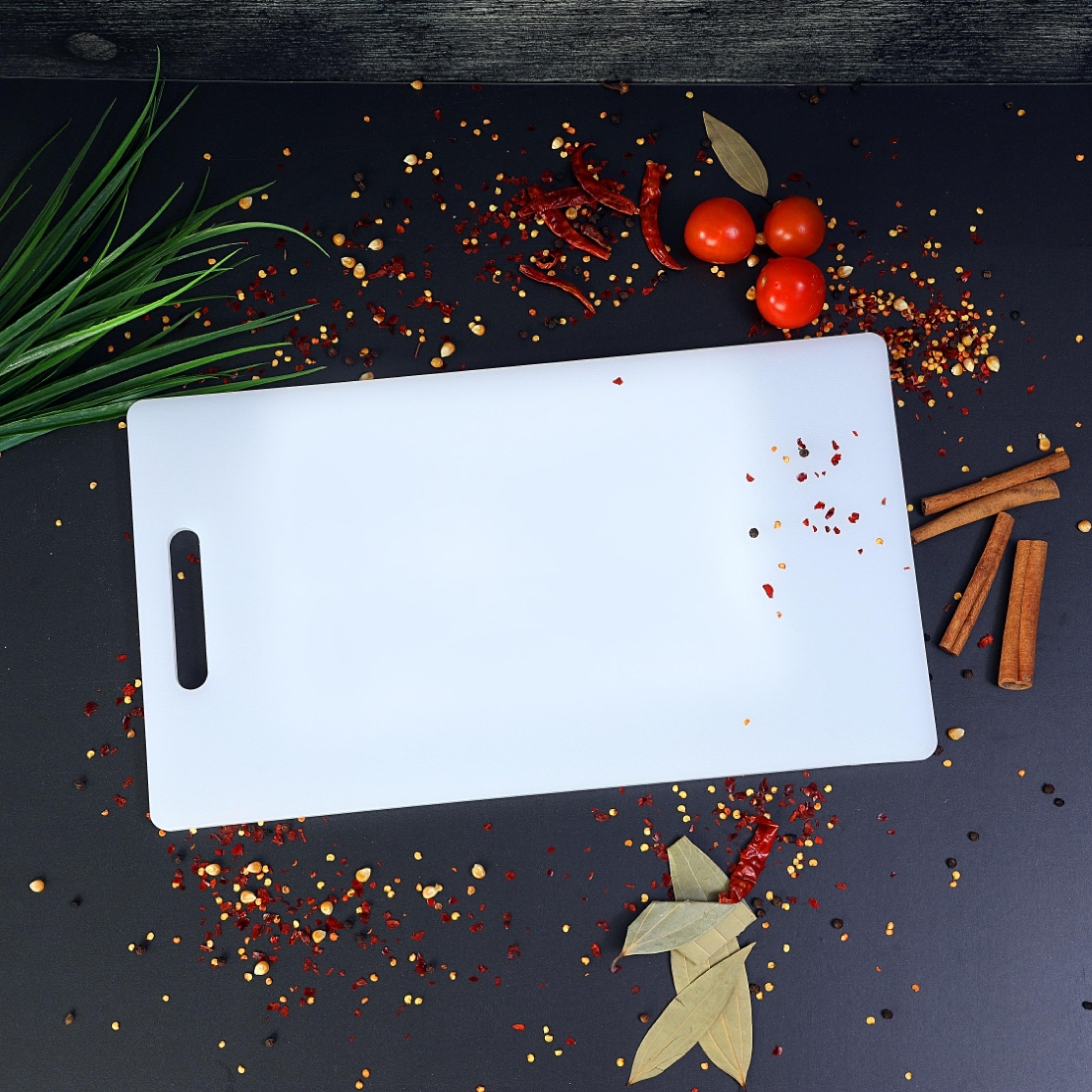 Non-Toxic Chopping Board with Handle-household-kitchen-kitchentoolsandutensils-cuttingboards-image-7