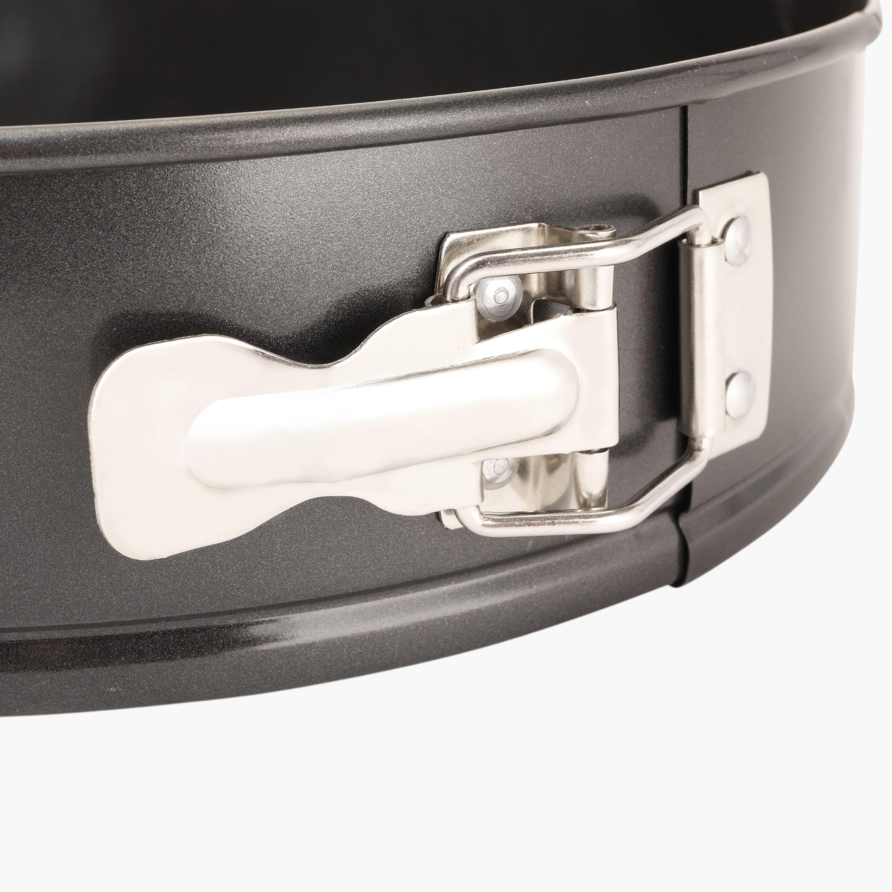 Non-Stick 3-Piece Springform Cake Tin Set-household-kitchen-bakeware-bakingpansandmoulds-image-7